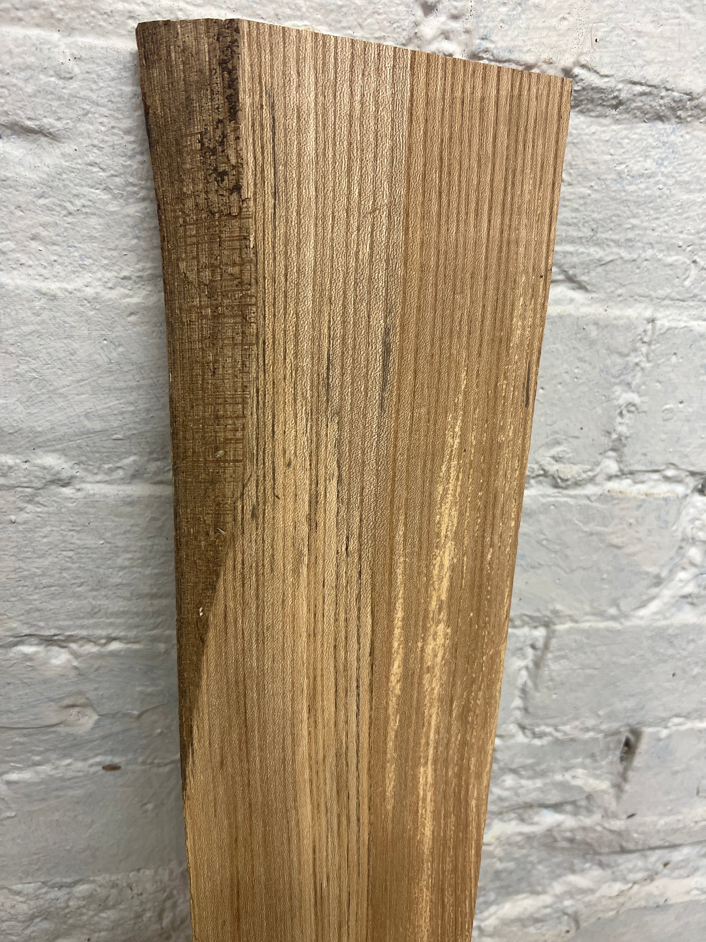 Elm No 86 - 825x80-140x25mm Planed