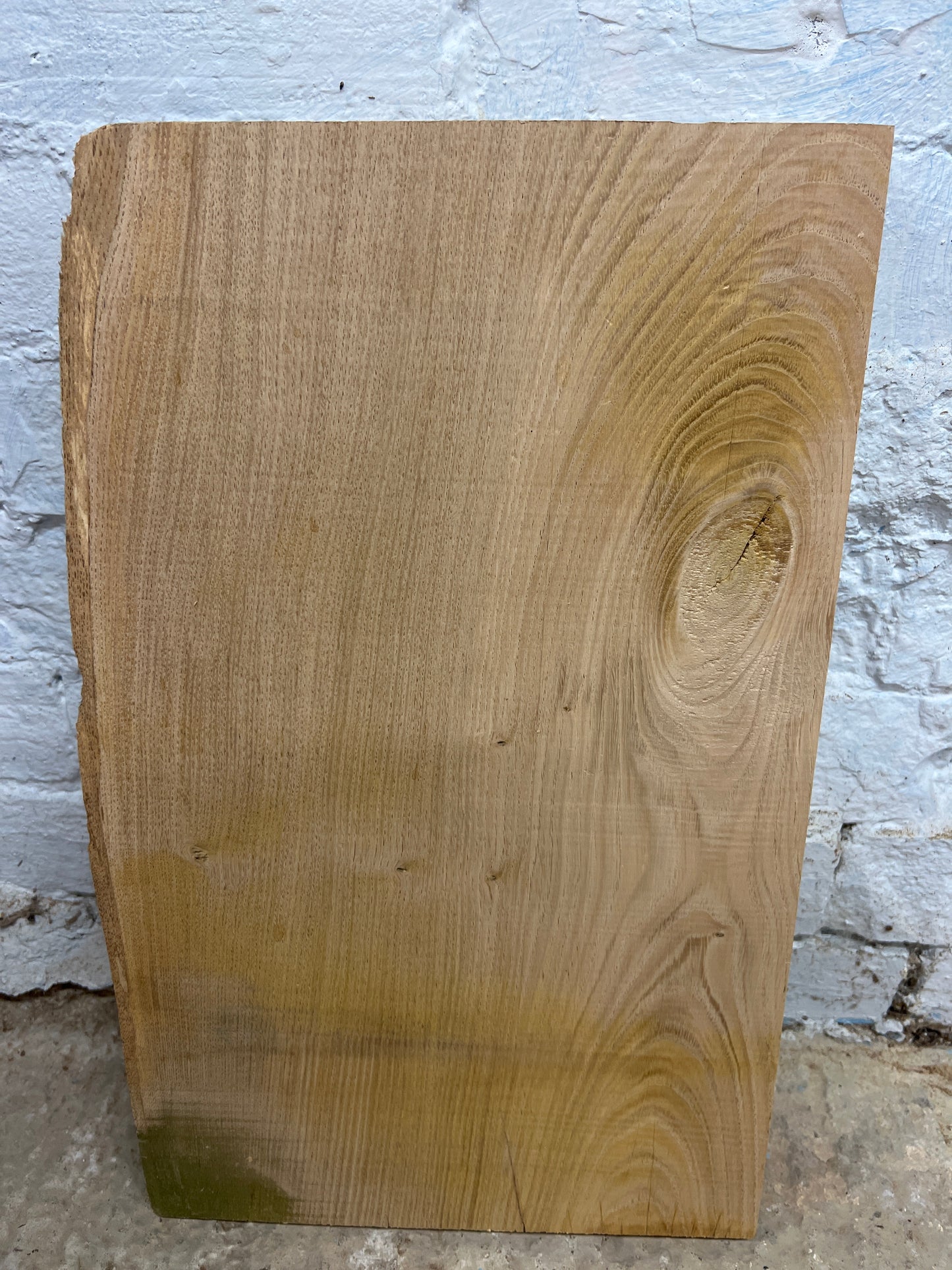 Chestnut No 64 - 495x270-305x47mm Planed