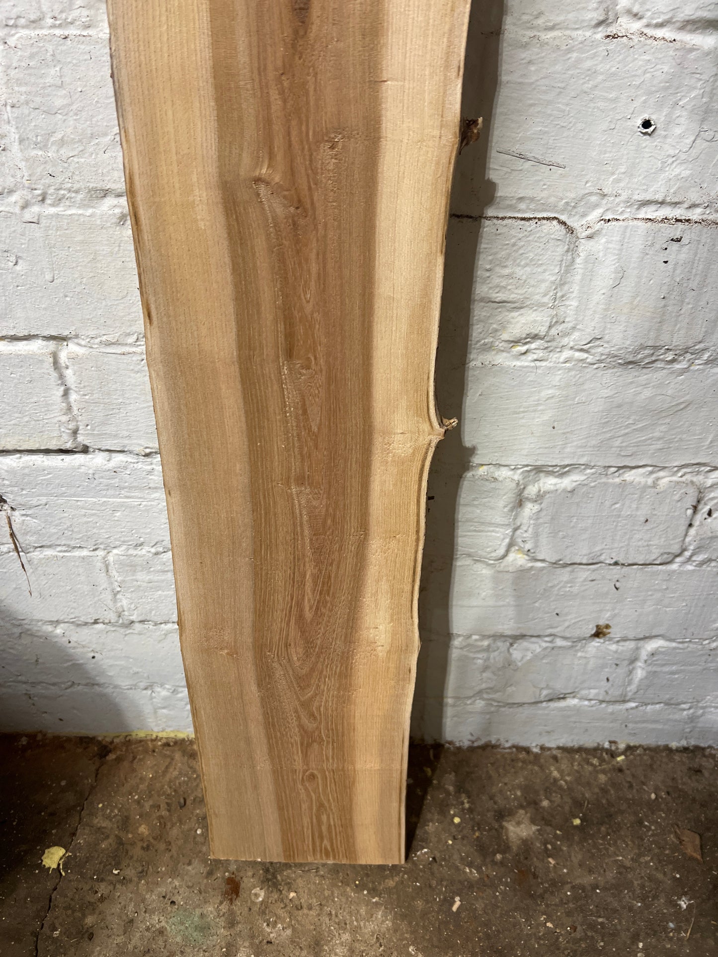 Elm No 131 - 865x130-160x30mm Planed