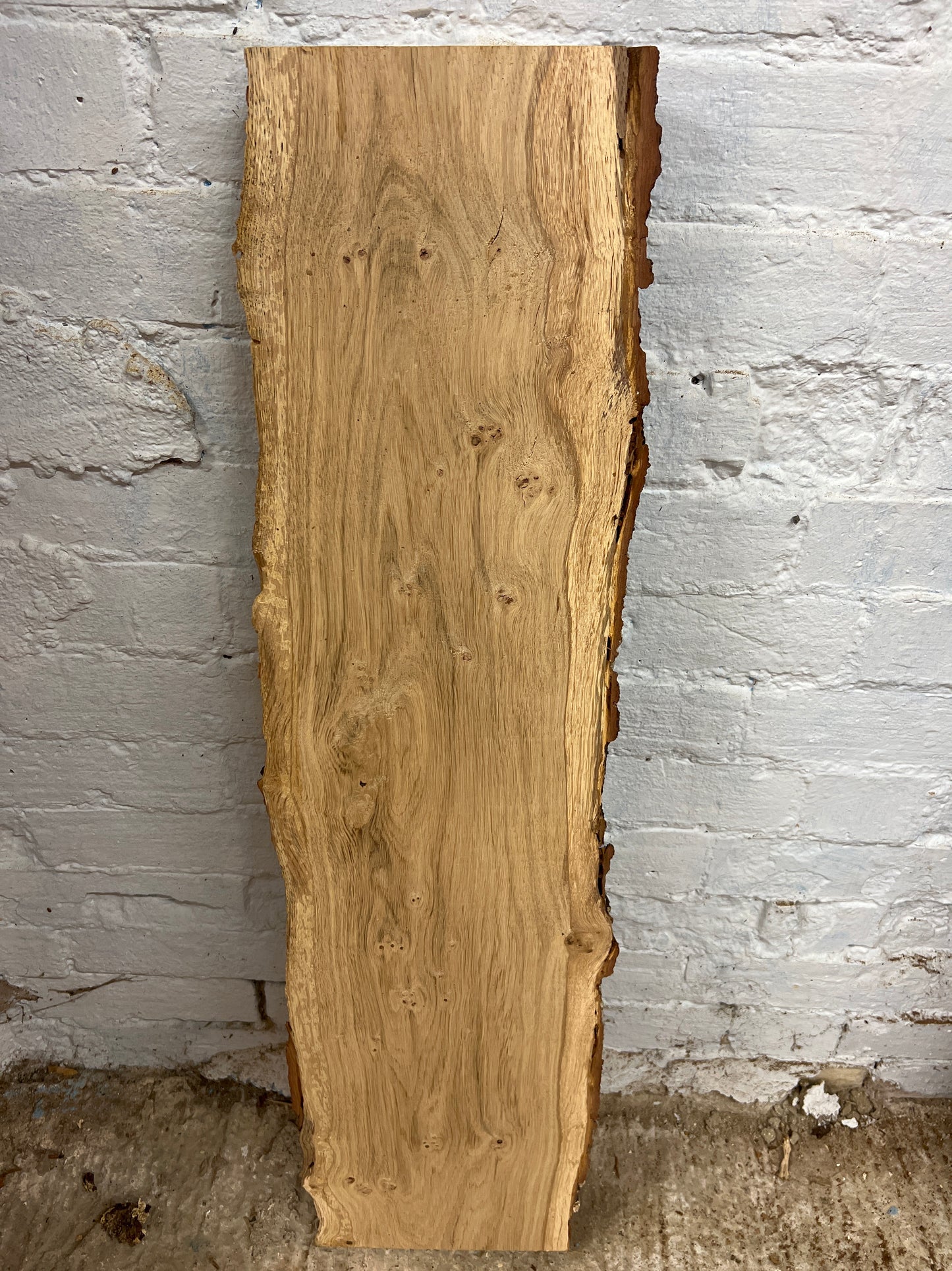 Oak No 37 - 970x200-250x35mm Planed