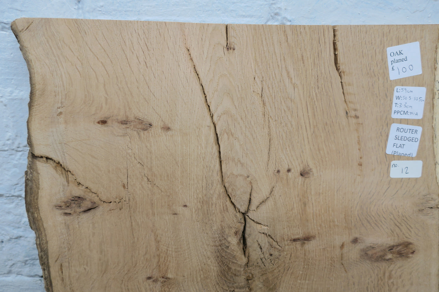 Aged Pippy Oak No 12 - 590x505-535x33mm Planed