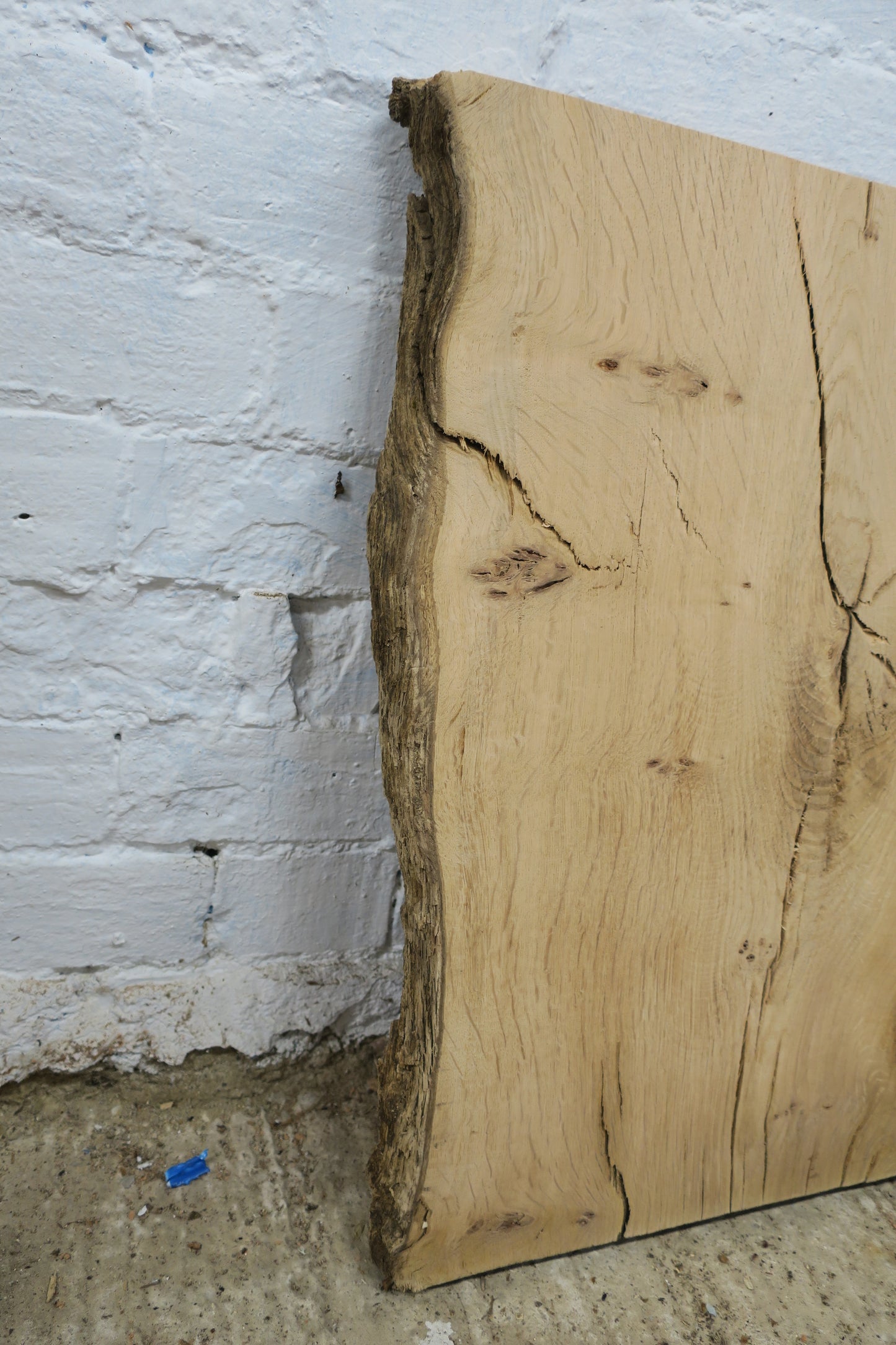 Aged Pippy Oak No 12 - 590x505-535x33mm Planed