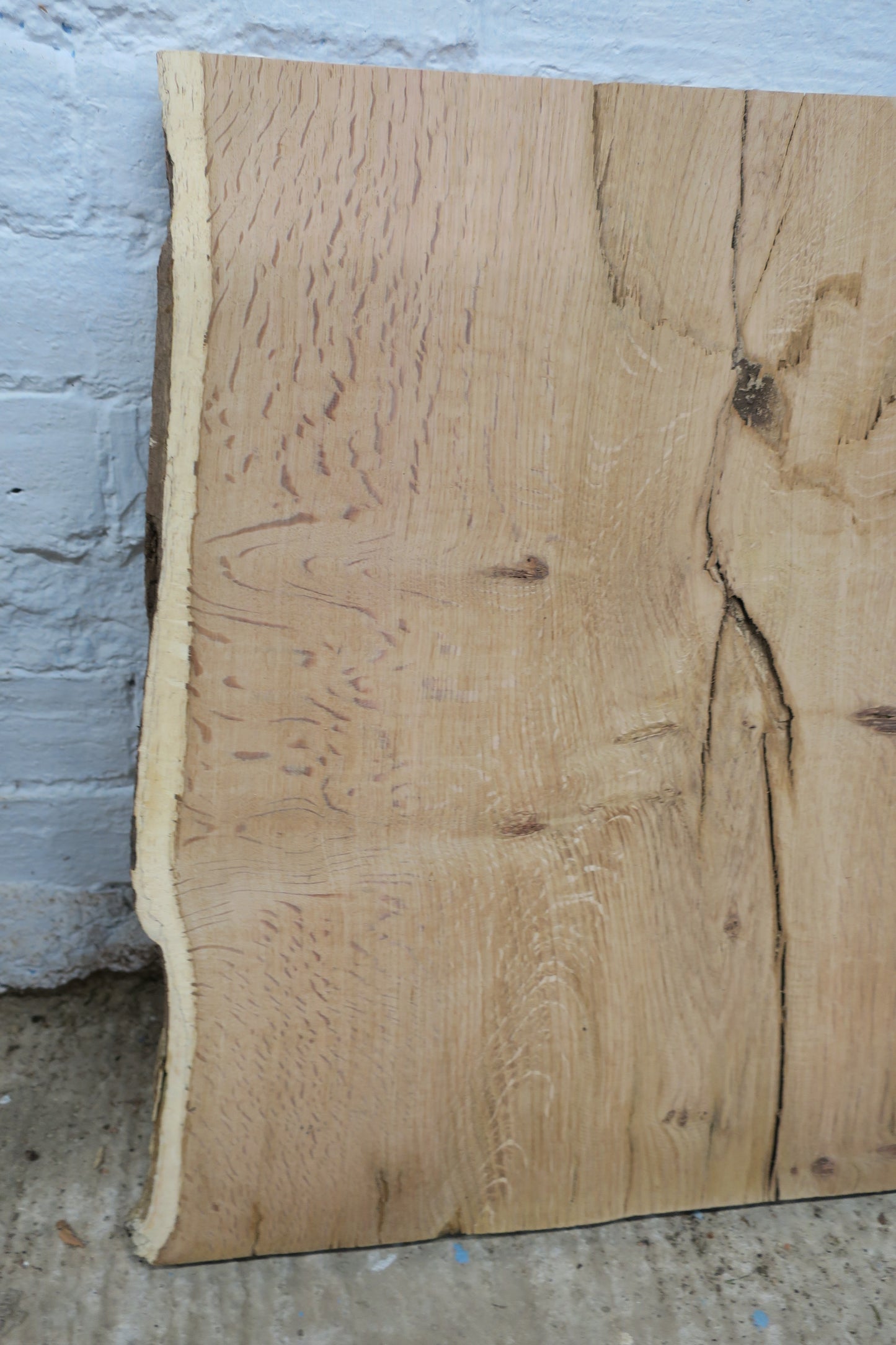 Aged Pippy Oak No 12 - 590x505-535x33mm Planed