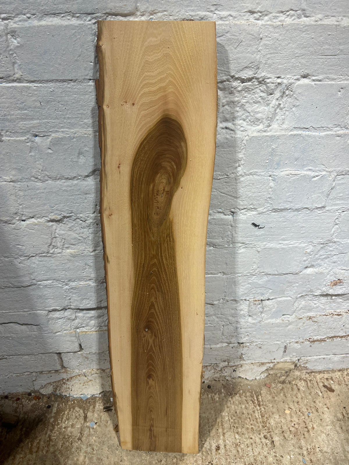 Elm No 9 - 898x160-190x25mm Planed