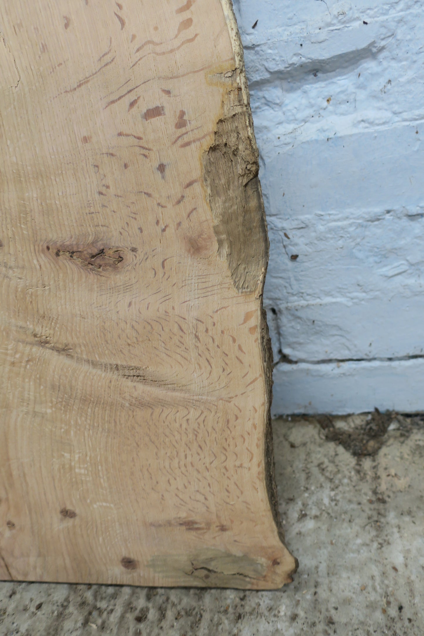 Aged Pippy Oak No 19 - 658x540-590x27mm Planed