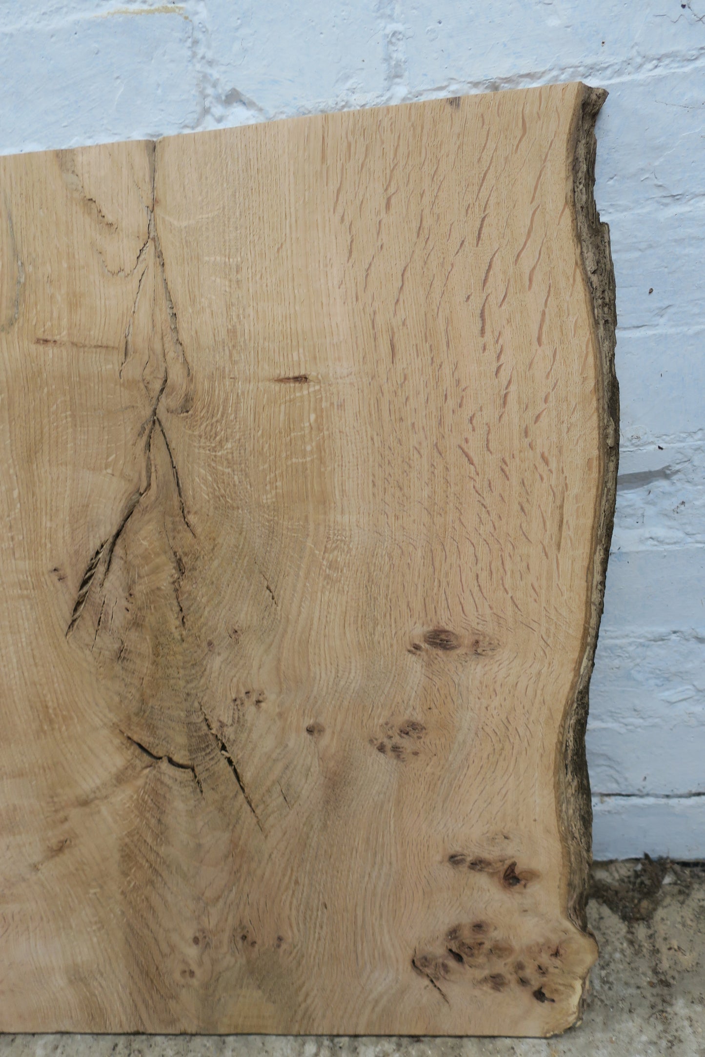 Aged Pippy Oak No 19 - 658x540-590x27mm Planed