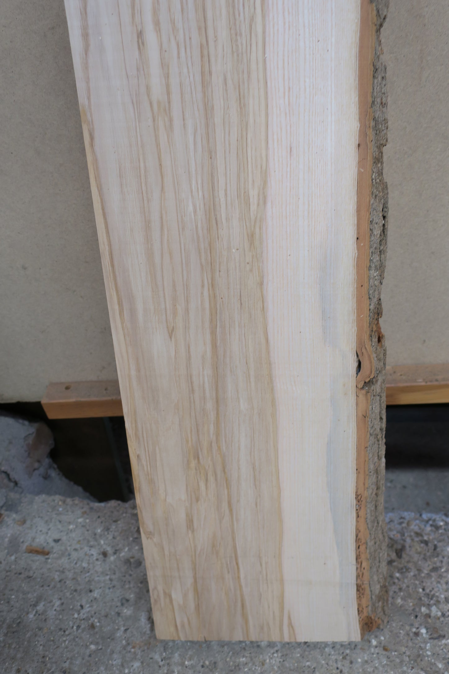 Ash No 24 - 1294x200-280x39mm Planed