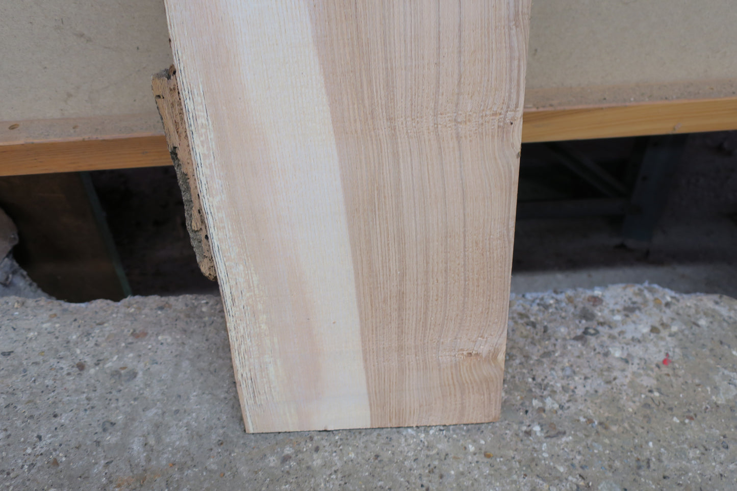 Ash No 28 - 1080x225-240x29mm Planed