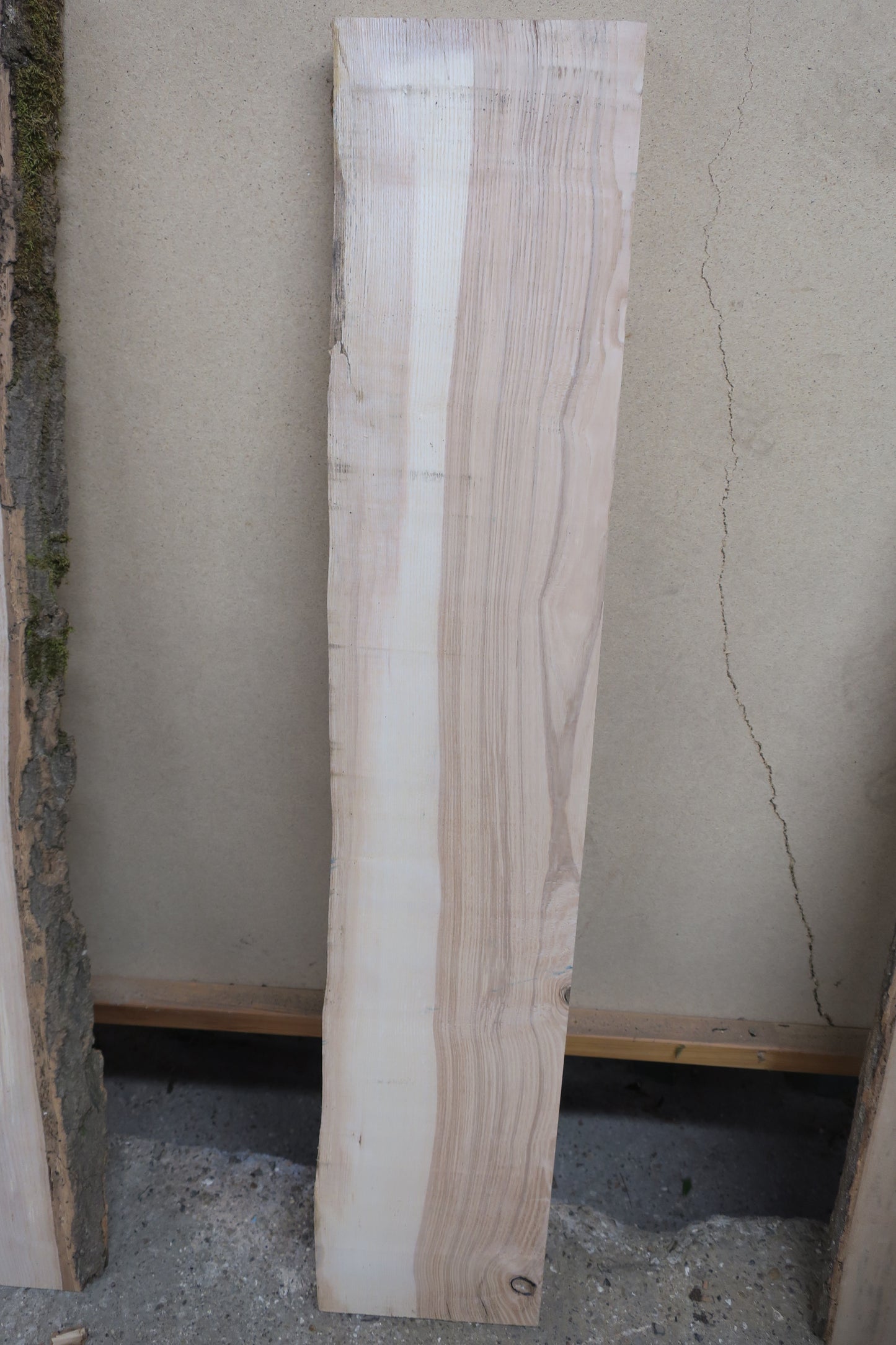 Ash No 32 - 1270x230-240x45mm Planed
