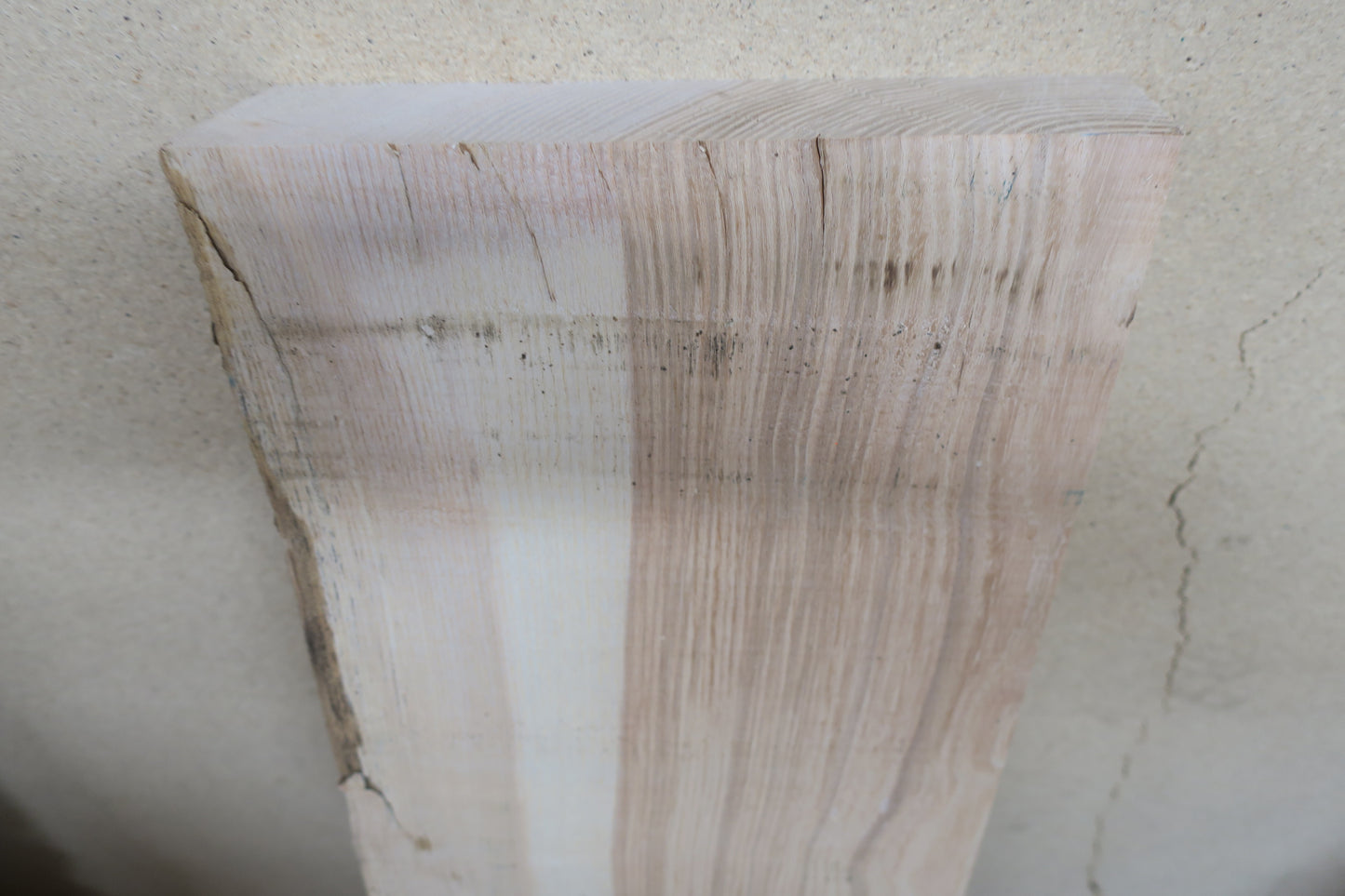 Ash No 32 - 1270x230-240x45mm Planed