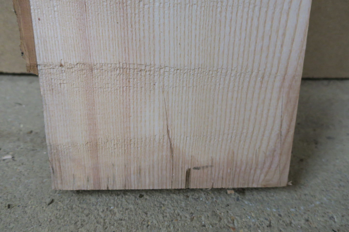 Ash No 40 - 523x228-250x45mm Planed