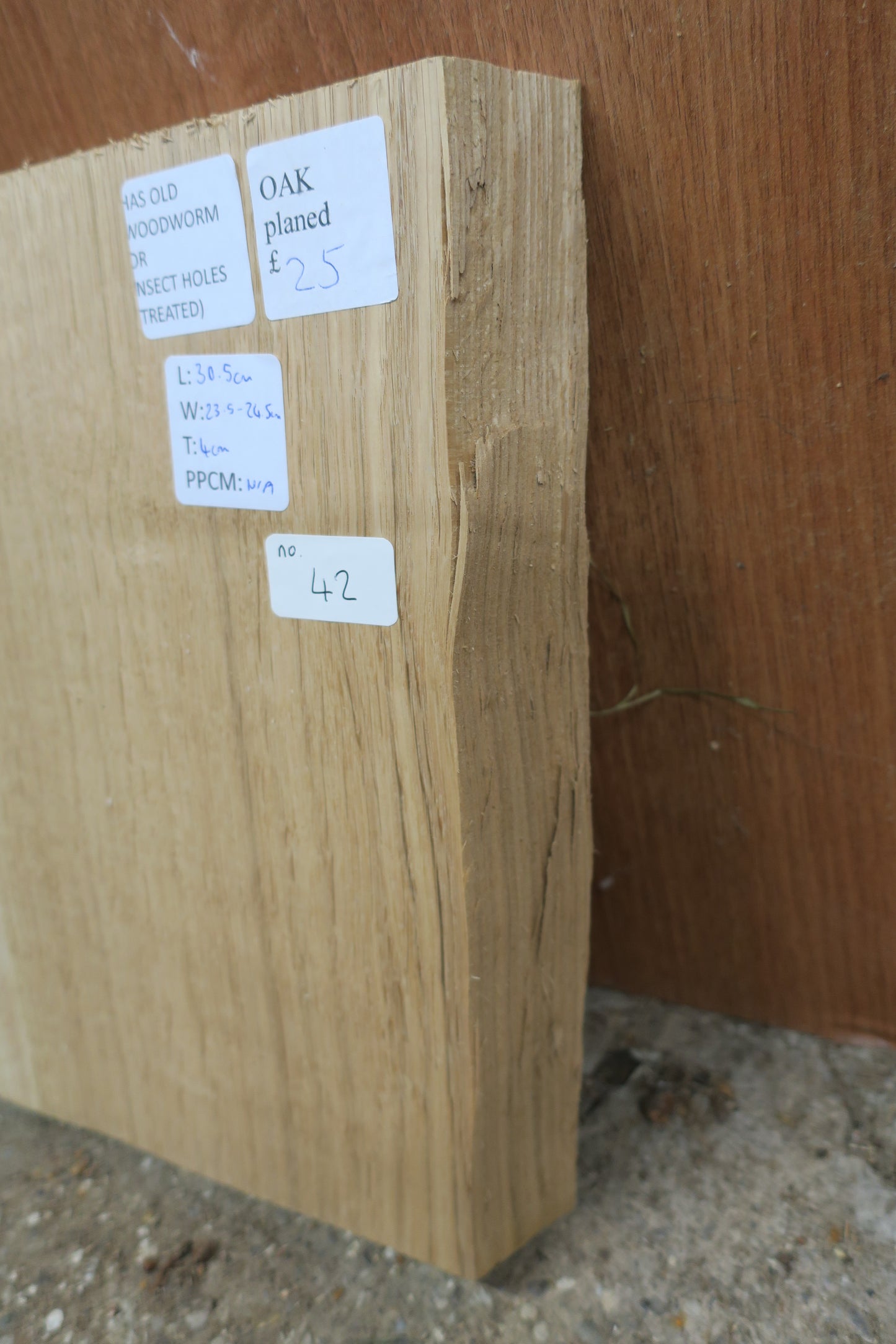 Oak No 42 - 305x235-345x40mm Planed