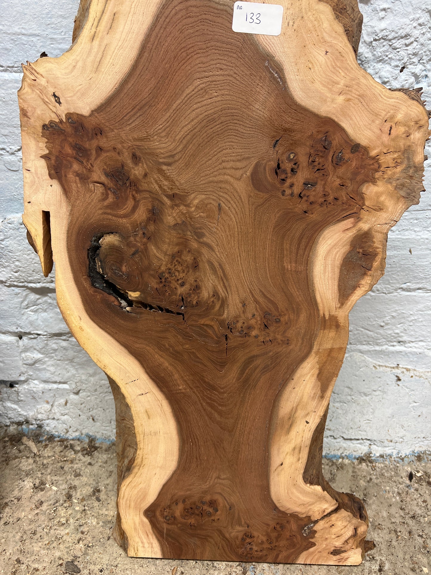 Elm No 133 - 880x160-340x32mm Planed