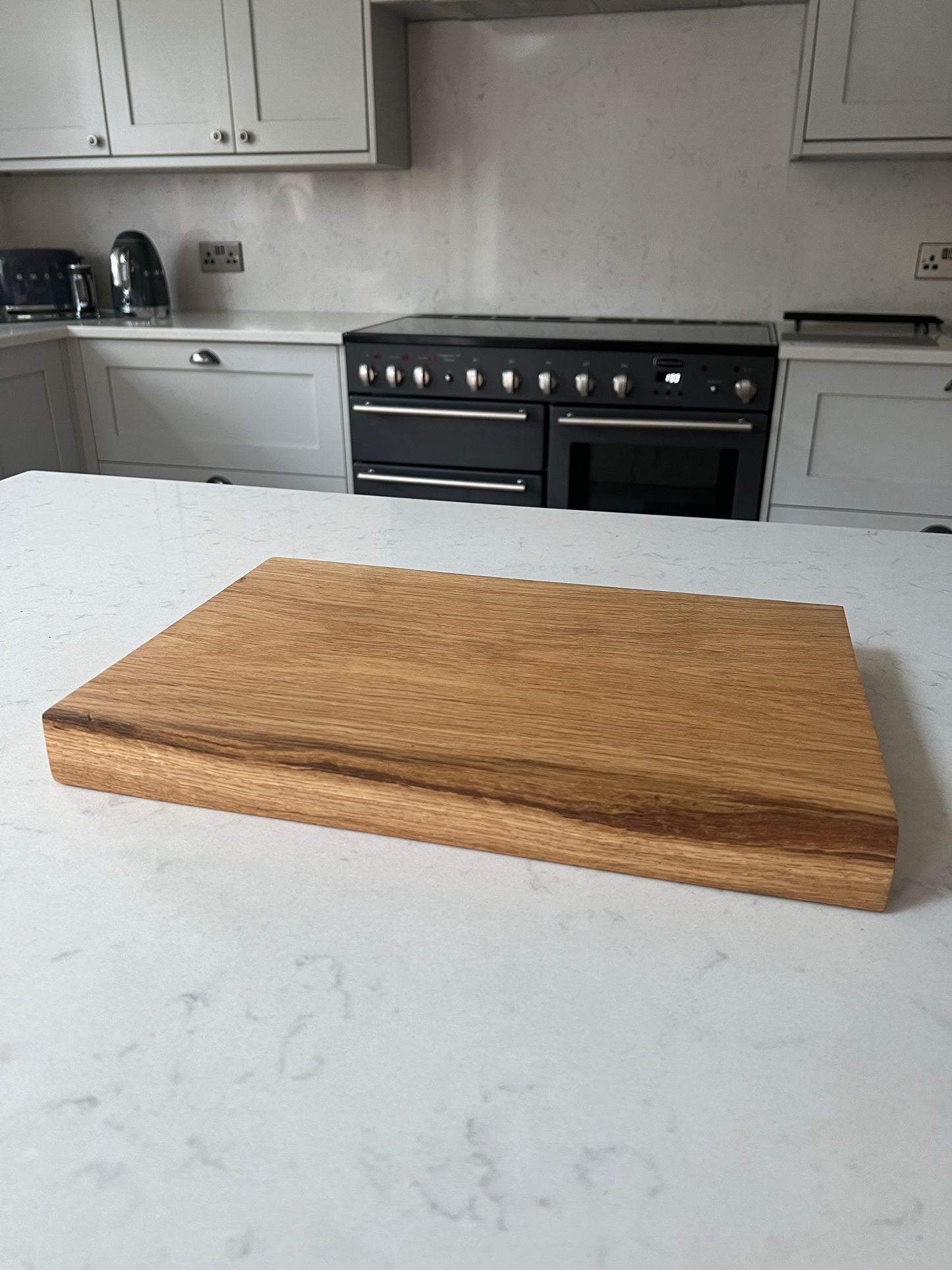 Medium Solid English Oak Hand Made Kitchen Chopping Serving Cheese Board Natural