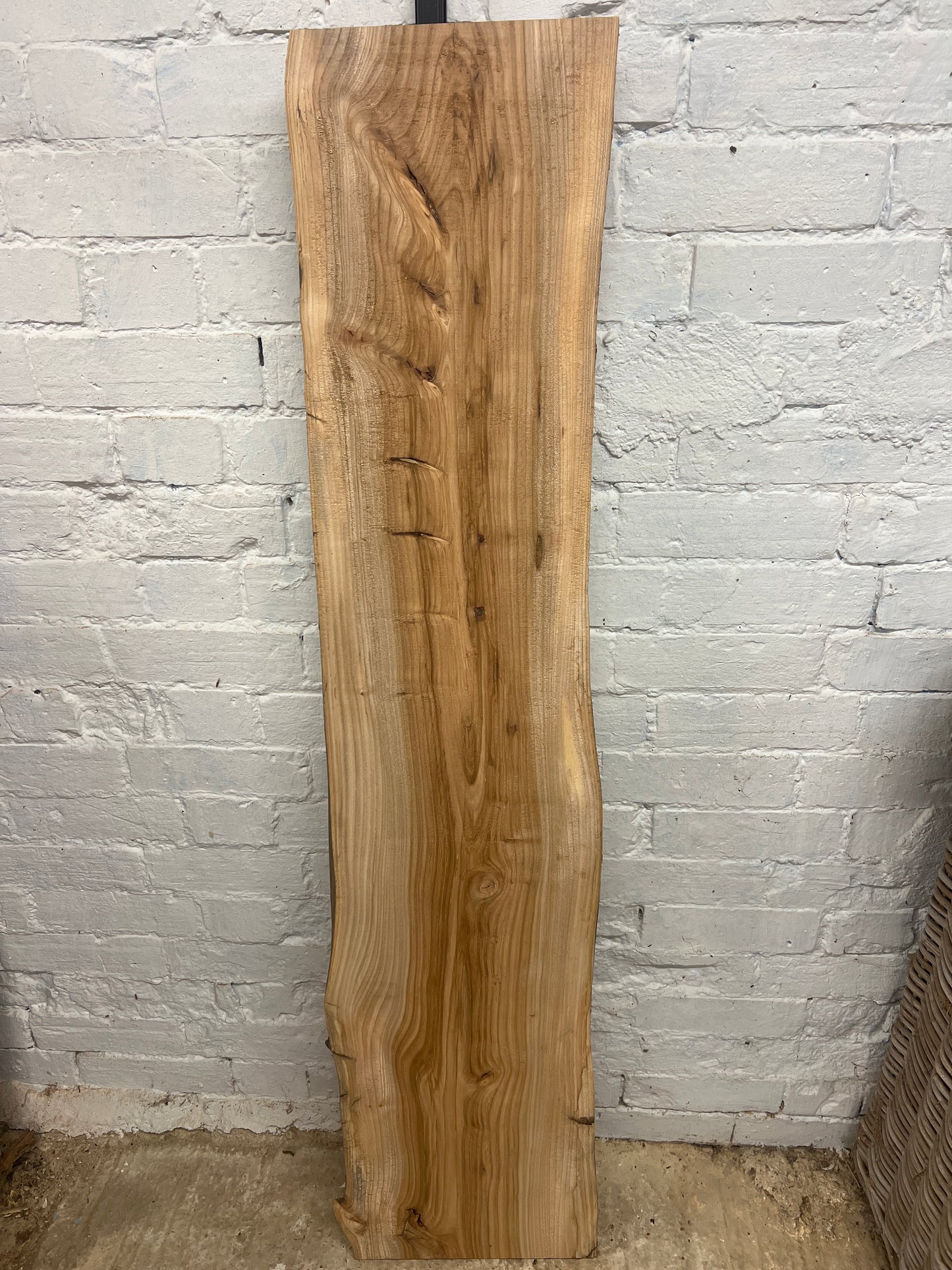 Elm No 22 - 1460x260-350x30mm Planed