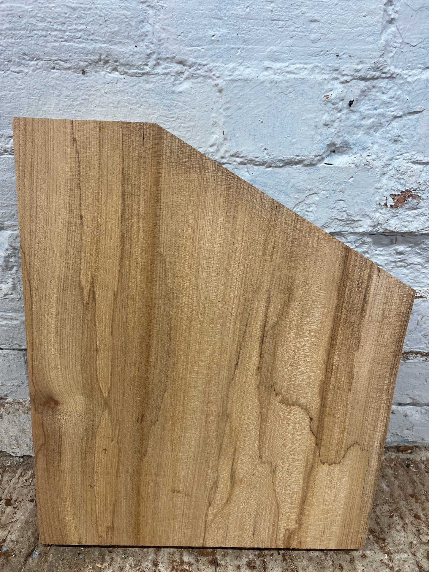Elm No 211 - 445x350-375x50mm Planed