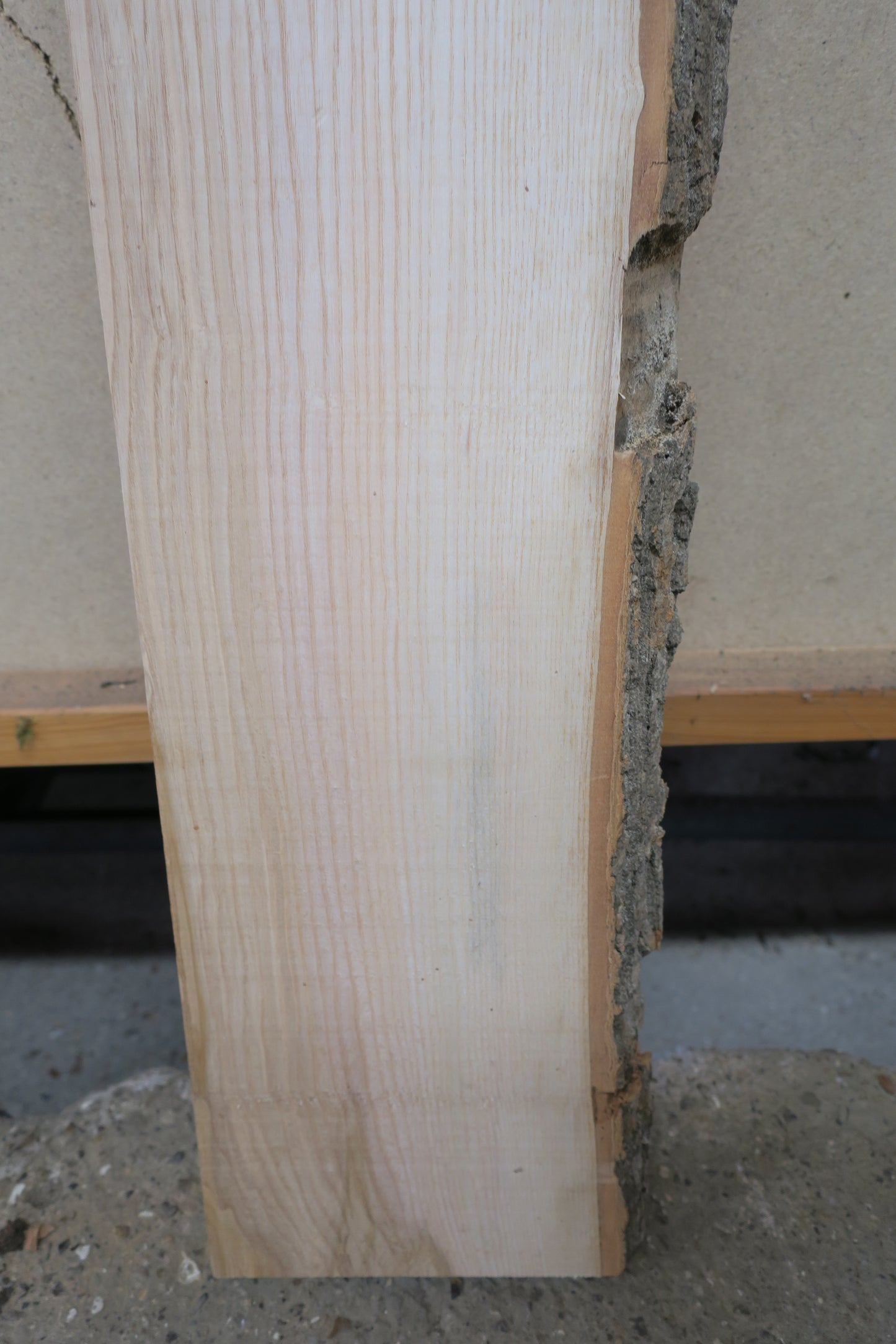 Ash No 62- 1270x200x38mm Planed