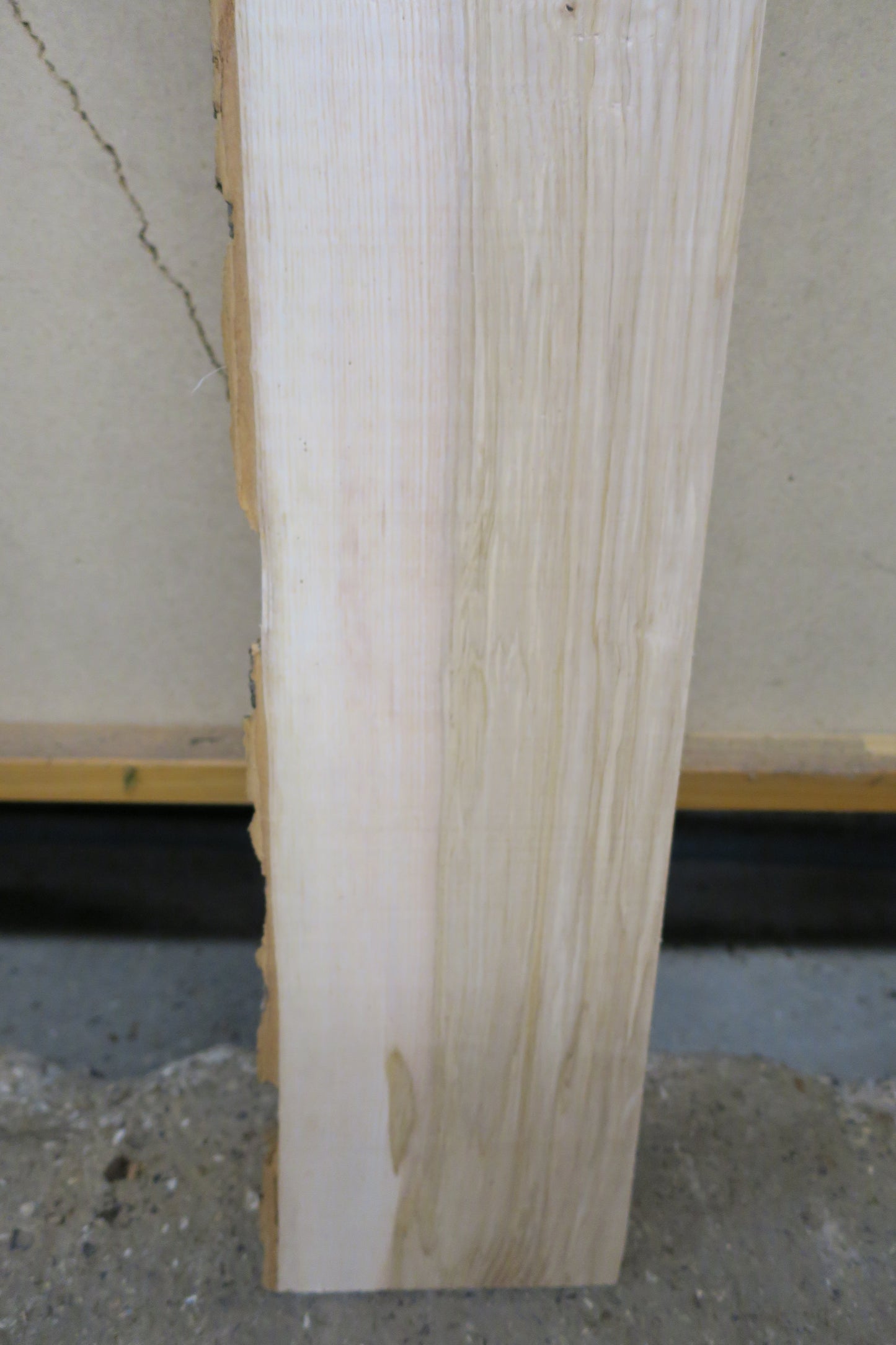 Ash No 62- 1270x200x38mm Planed