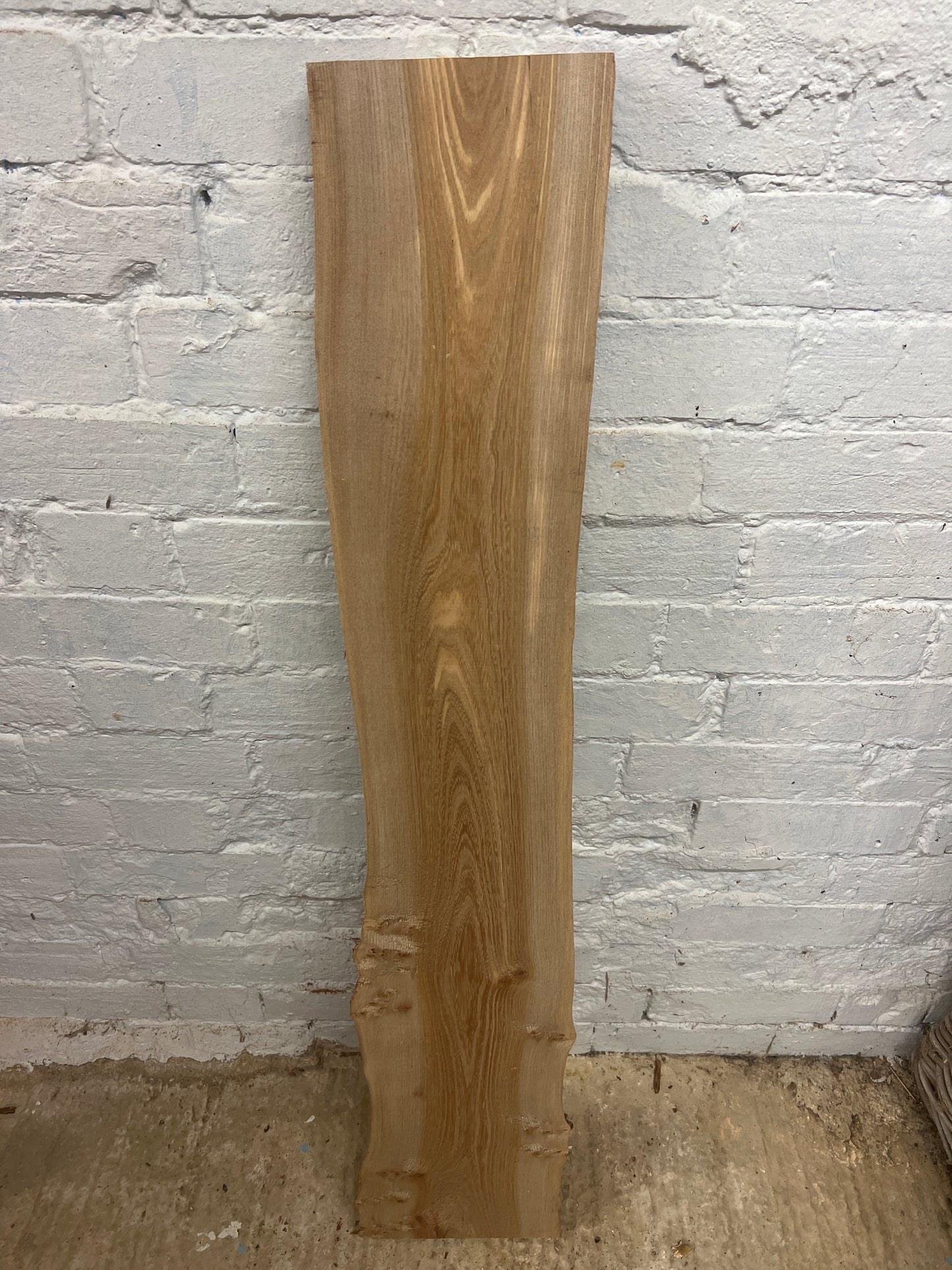 Elm No 120 - 1135x170-220x27mm Planed