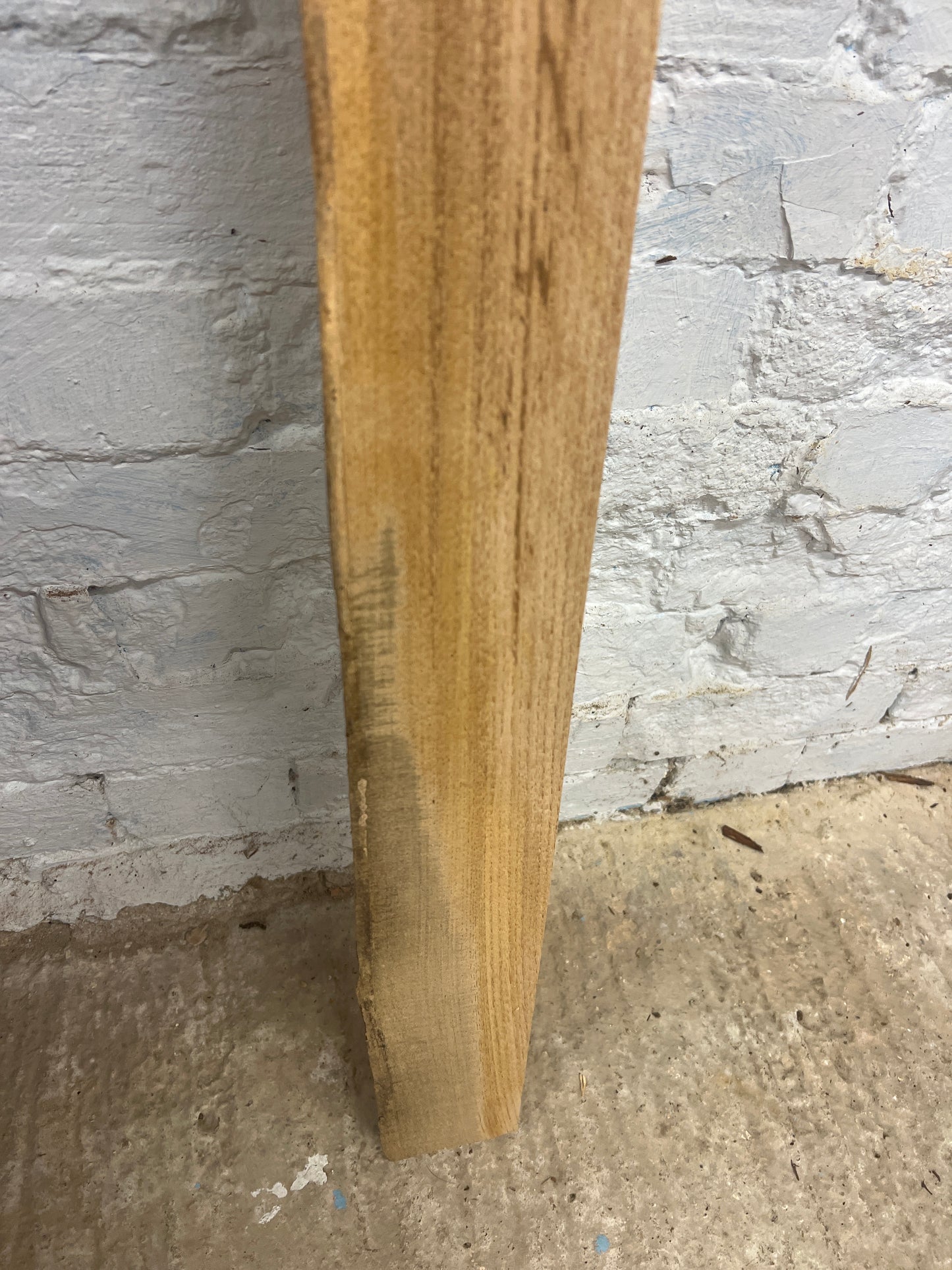 Chestnut No 34 - 1085x80-95x35mm Planed