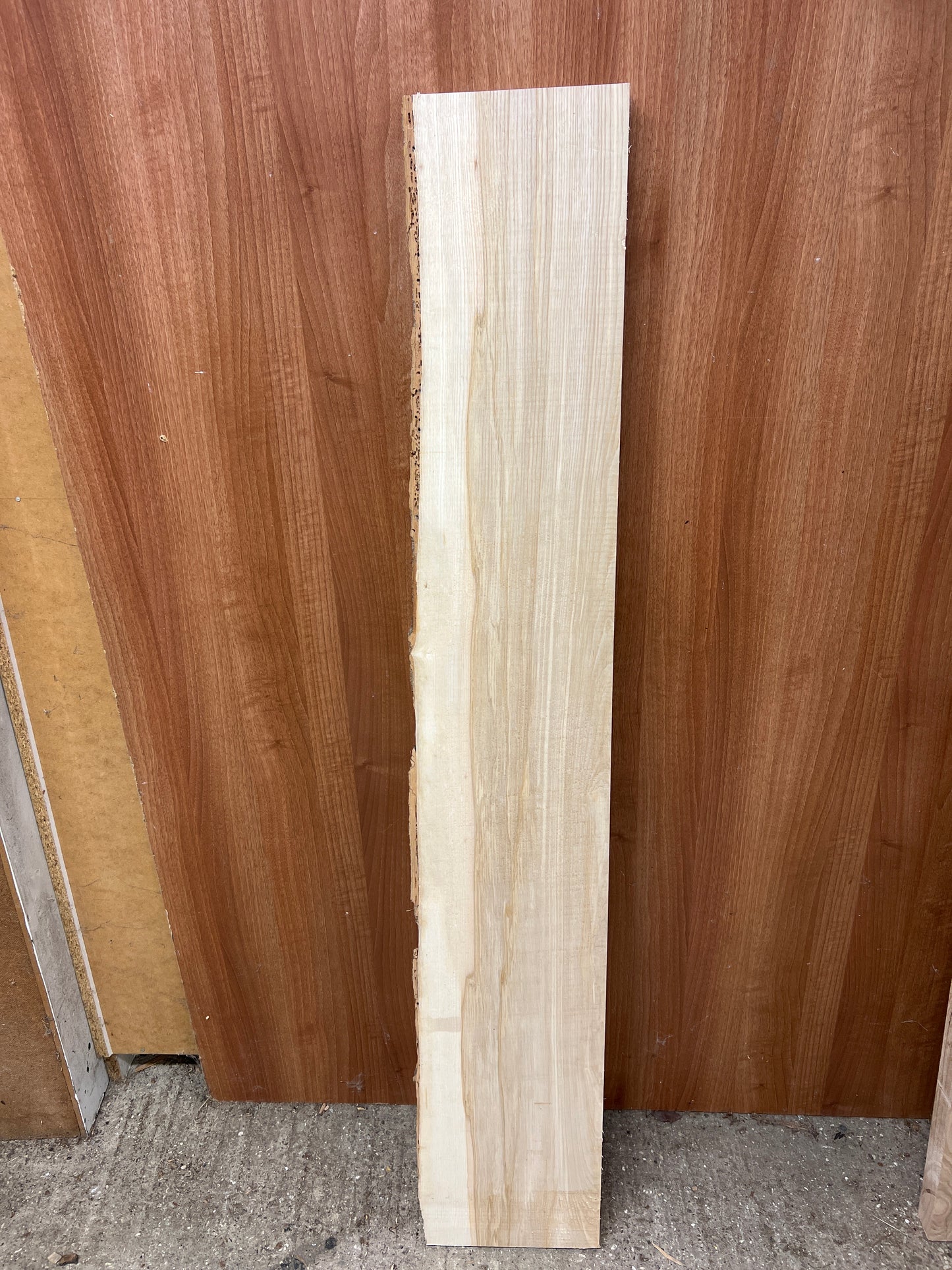 Ash No 93 - 1487x210-250x38mm Planed