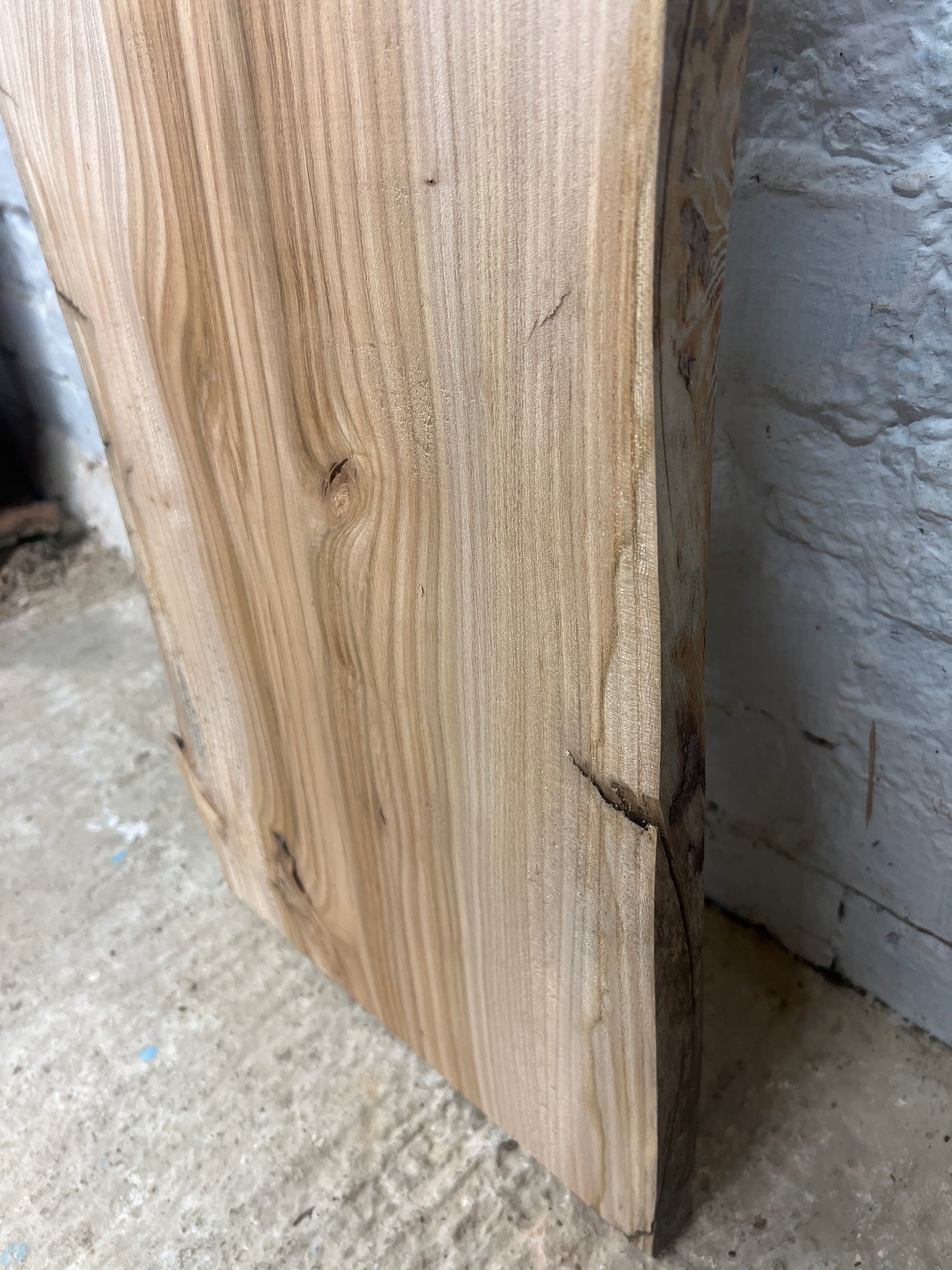 Elm No 22 - 1460x260-350x30mm Planed