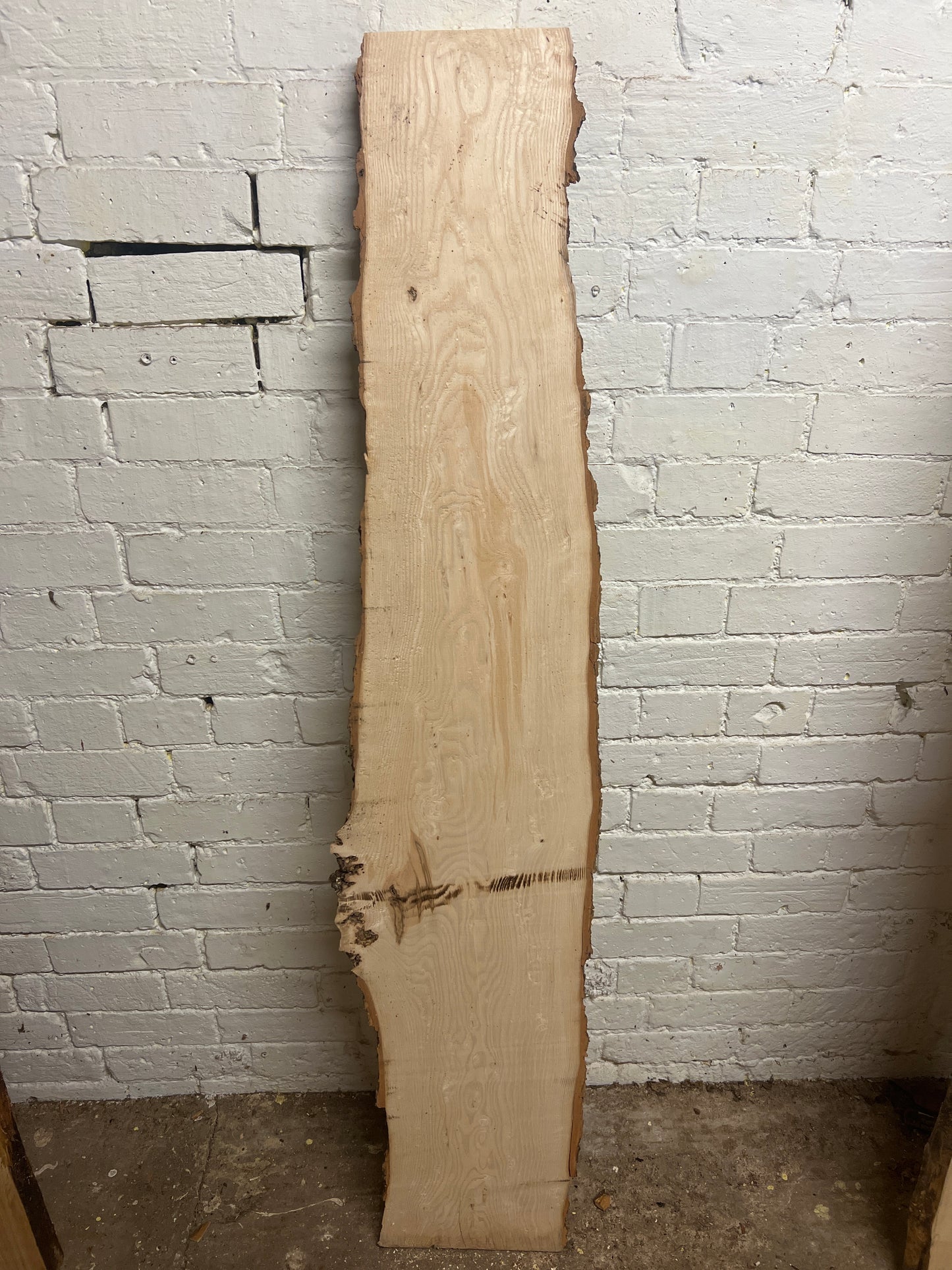 Ash No 90 - 1540x200-330x32mm Planed