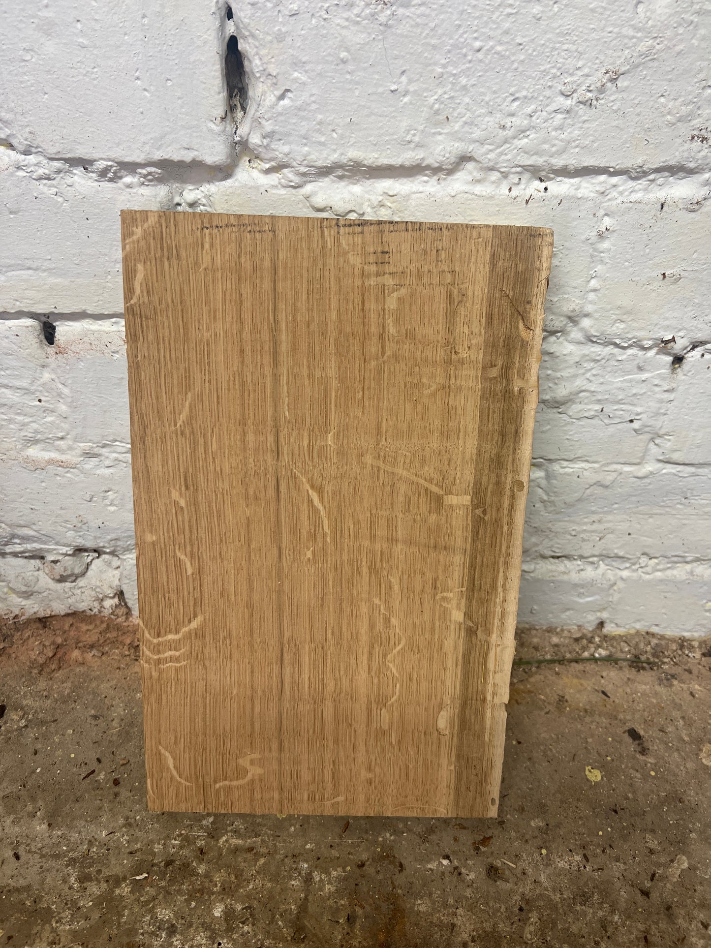 Oak No 85 - 321x200x25mm Planed
