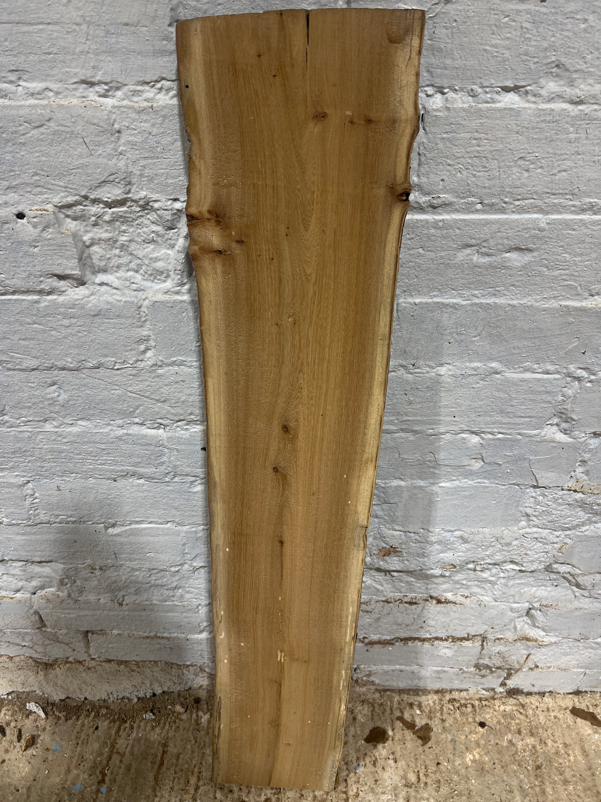 Elm No 33 - 945x165-175x27mm Planed