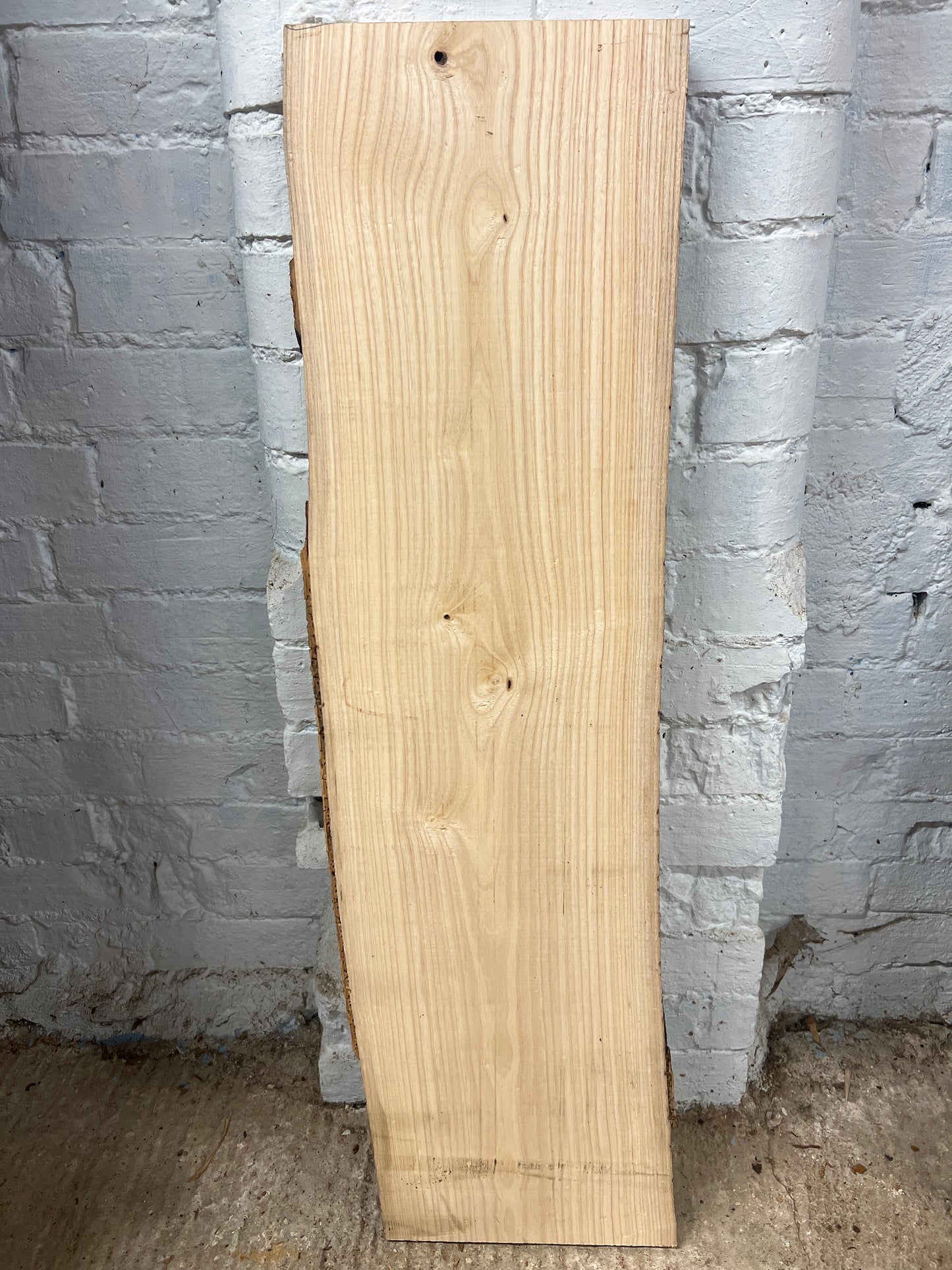 Ash No 215 - 1025x260-280x37mm Planed