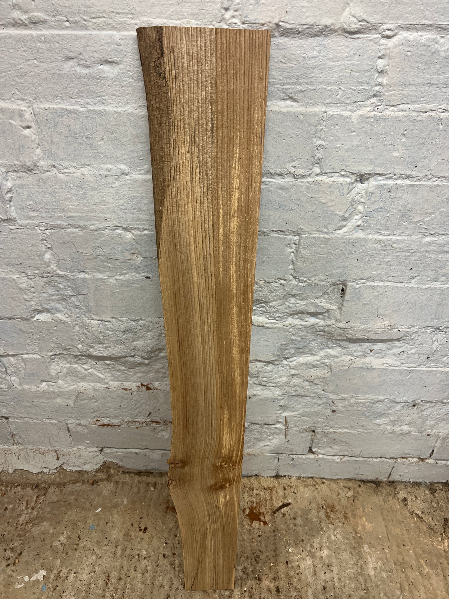 Elm No 86 - 825x80-140x25mm Planed