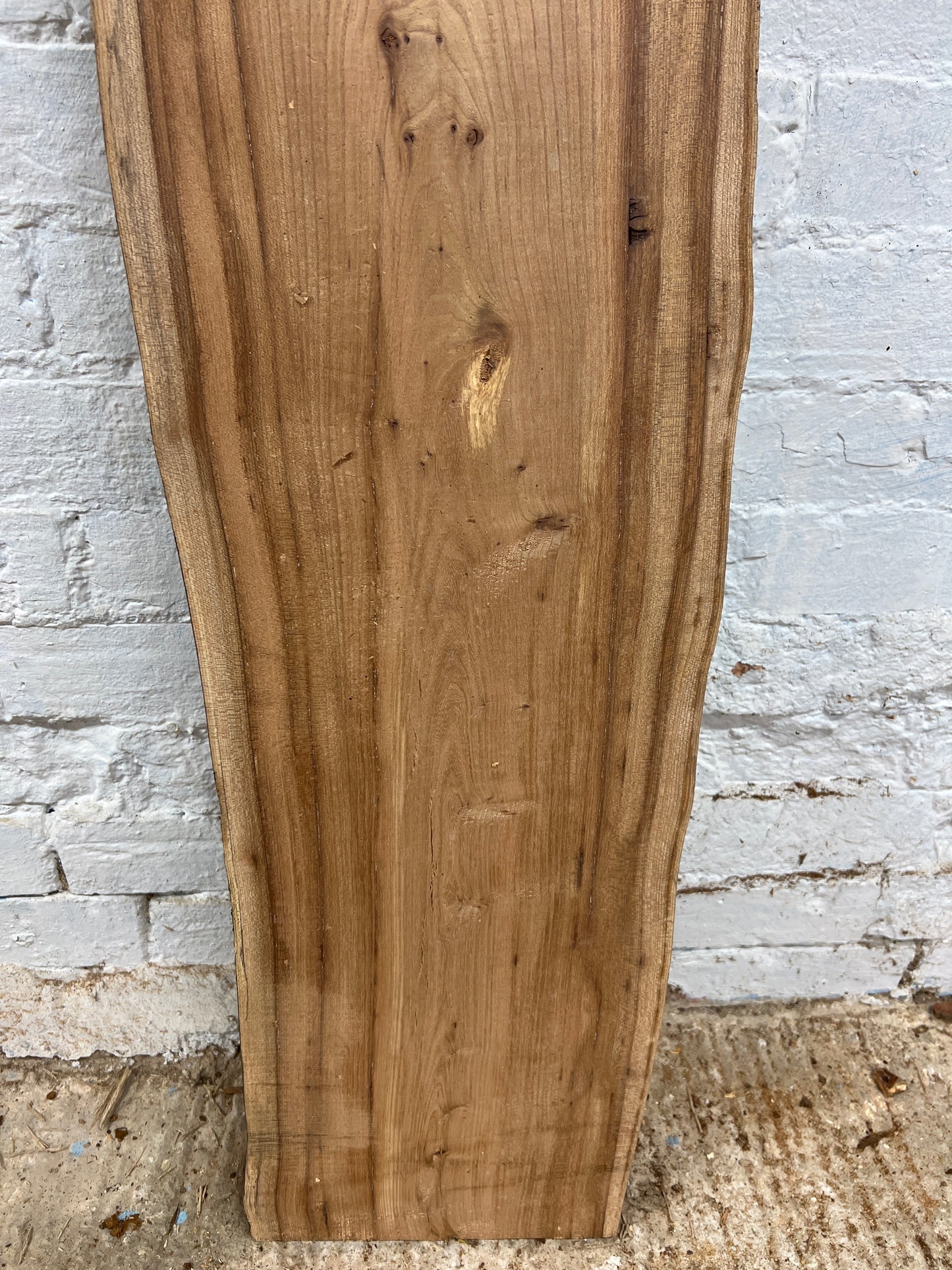 Elm No 20 - 1300x180-320x30mm Planed