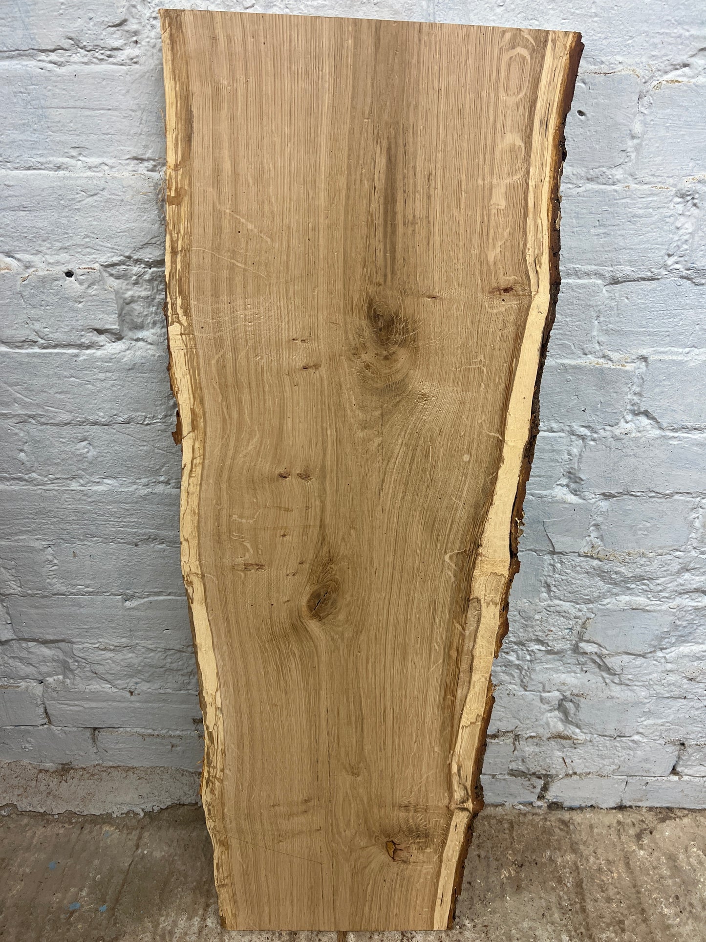 Oak No 160 - 1010x300-340x30mm Planed