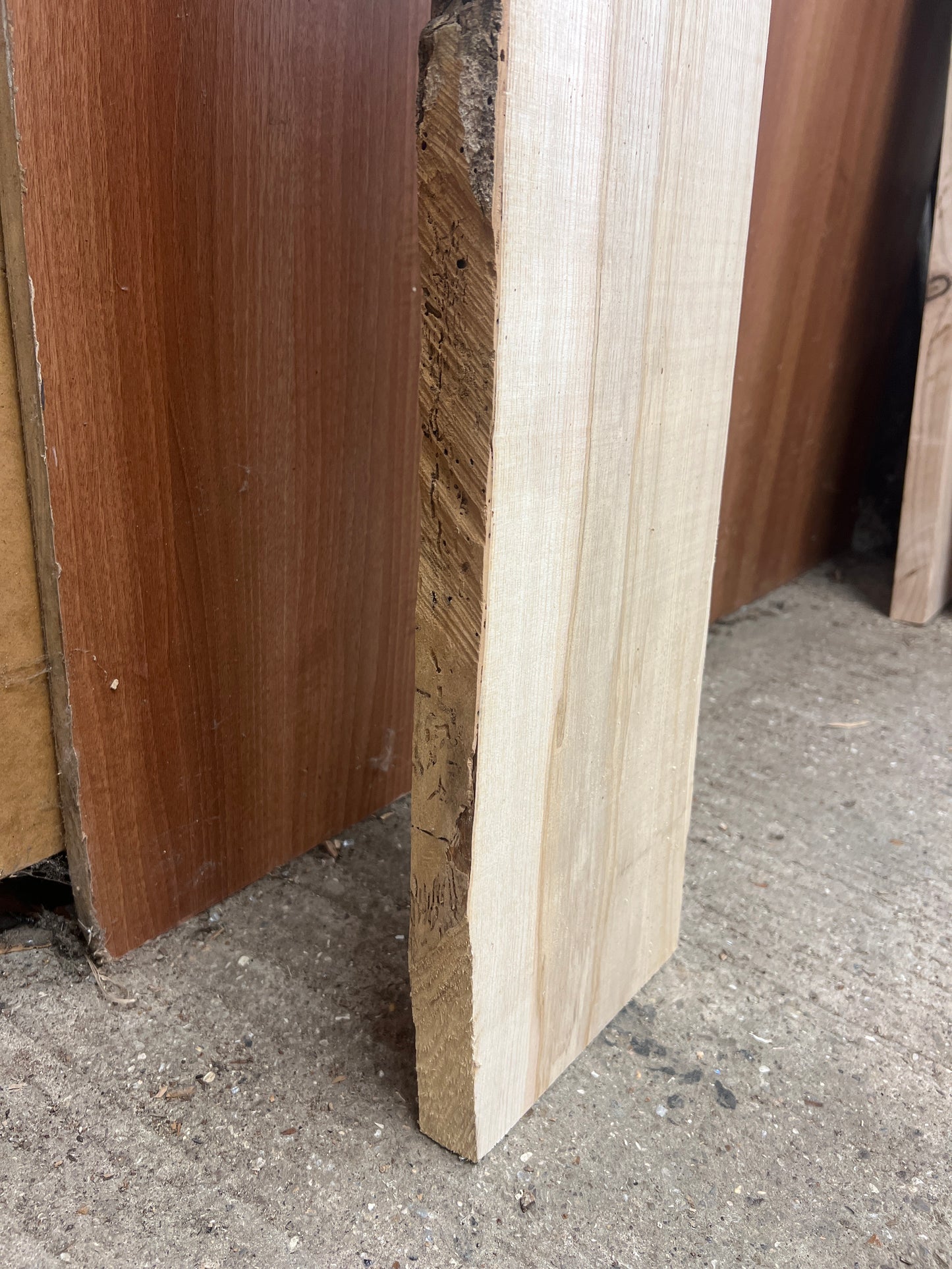 Ash No 99 - 2350x200-240x38mm Planed