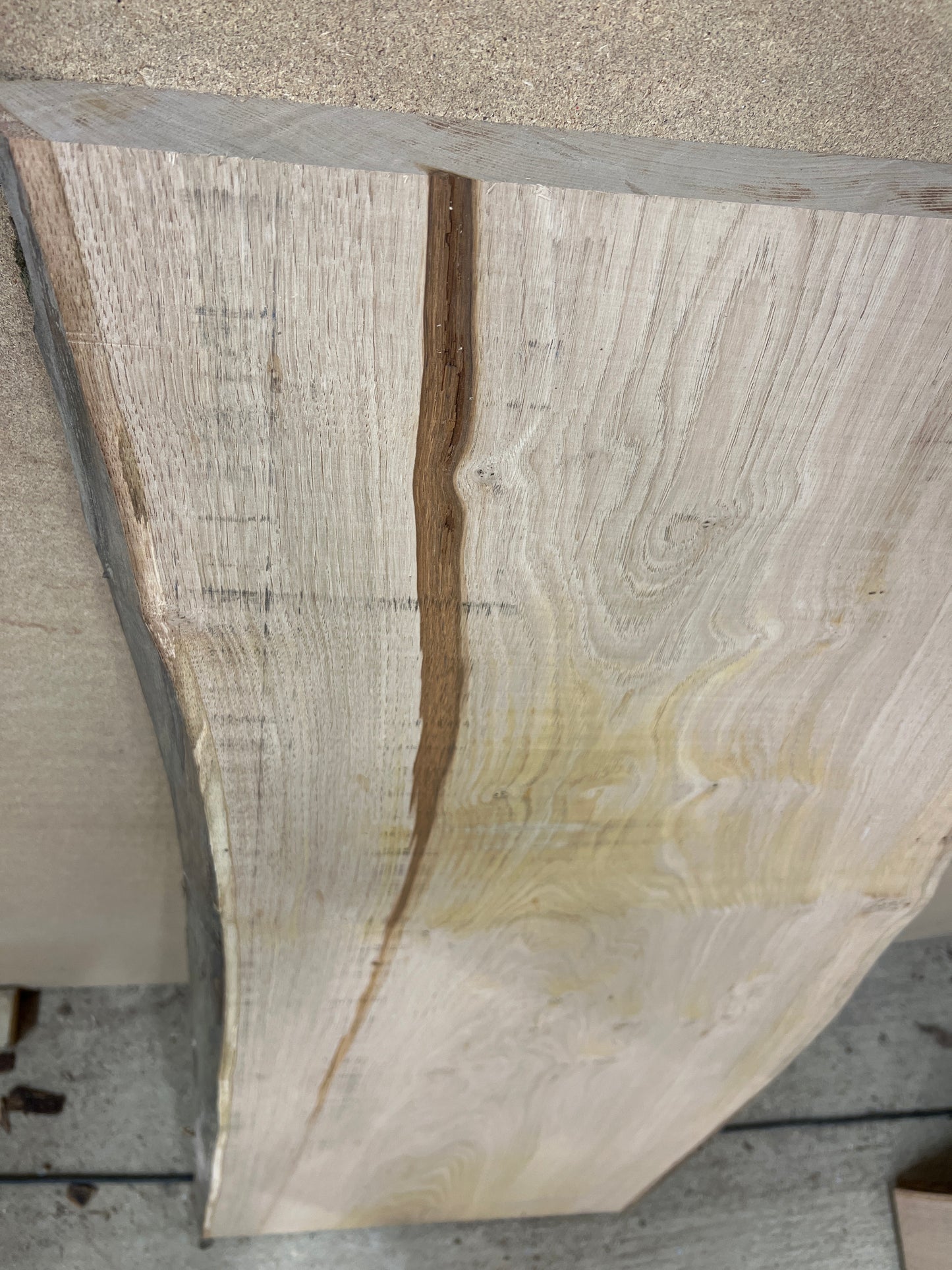 Chestnut No 3 - 1325x490-570x44mm Planed