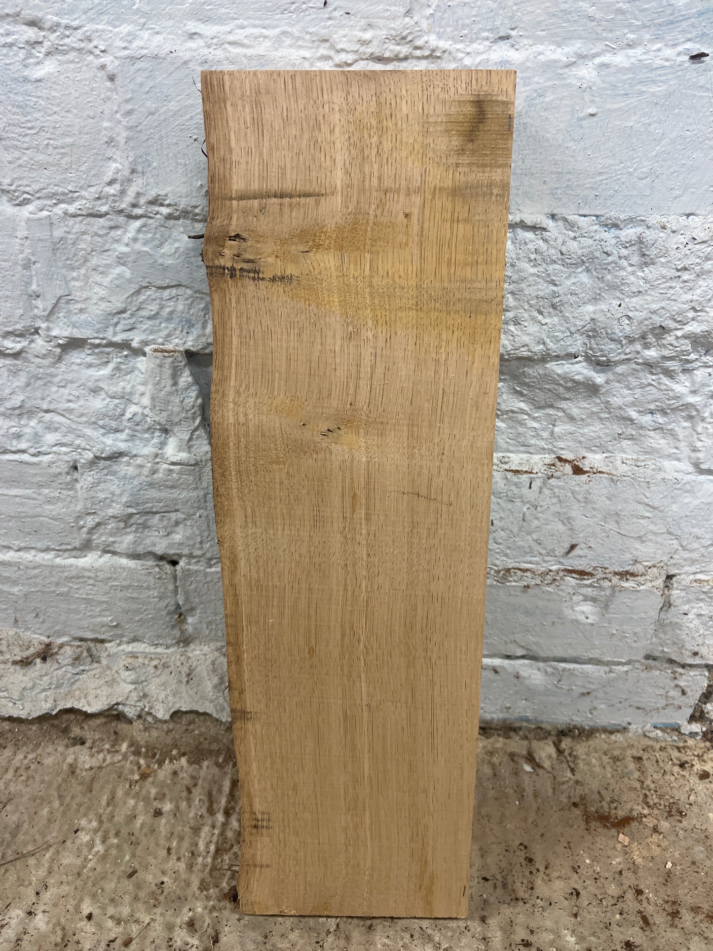 Chestnut No 29 - 480x140-145x47mm Planed