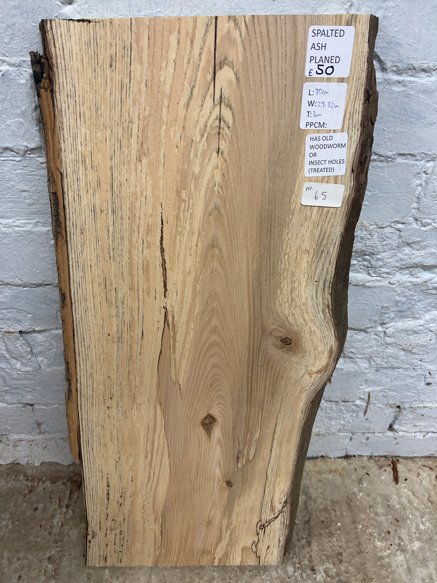 Spalted Ash No 65 - 700x290-320x30mm Planed