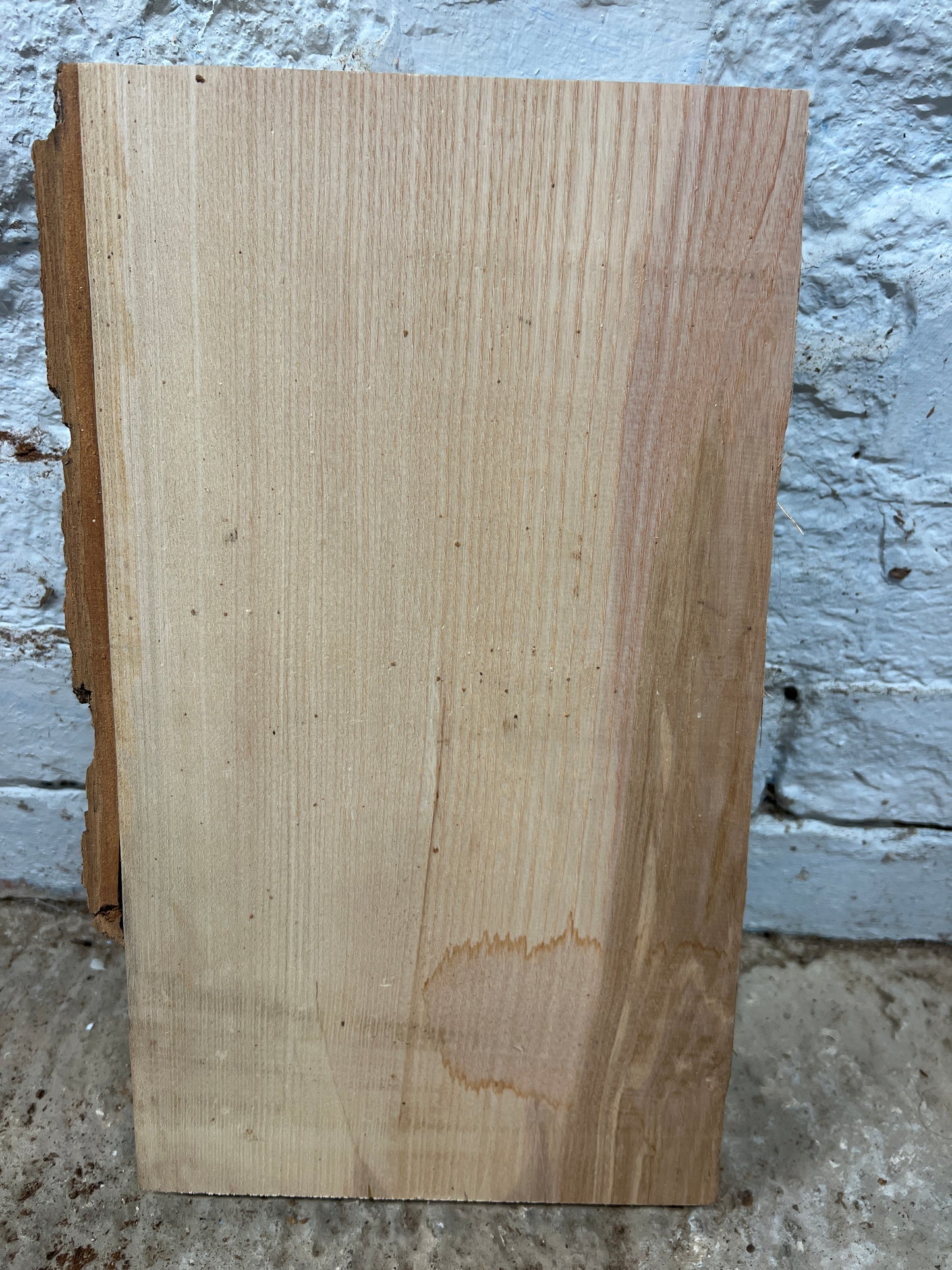 Ash No 39 - 380x200-215x37mm Planed