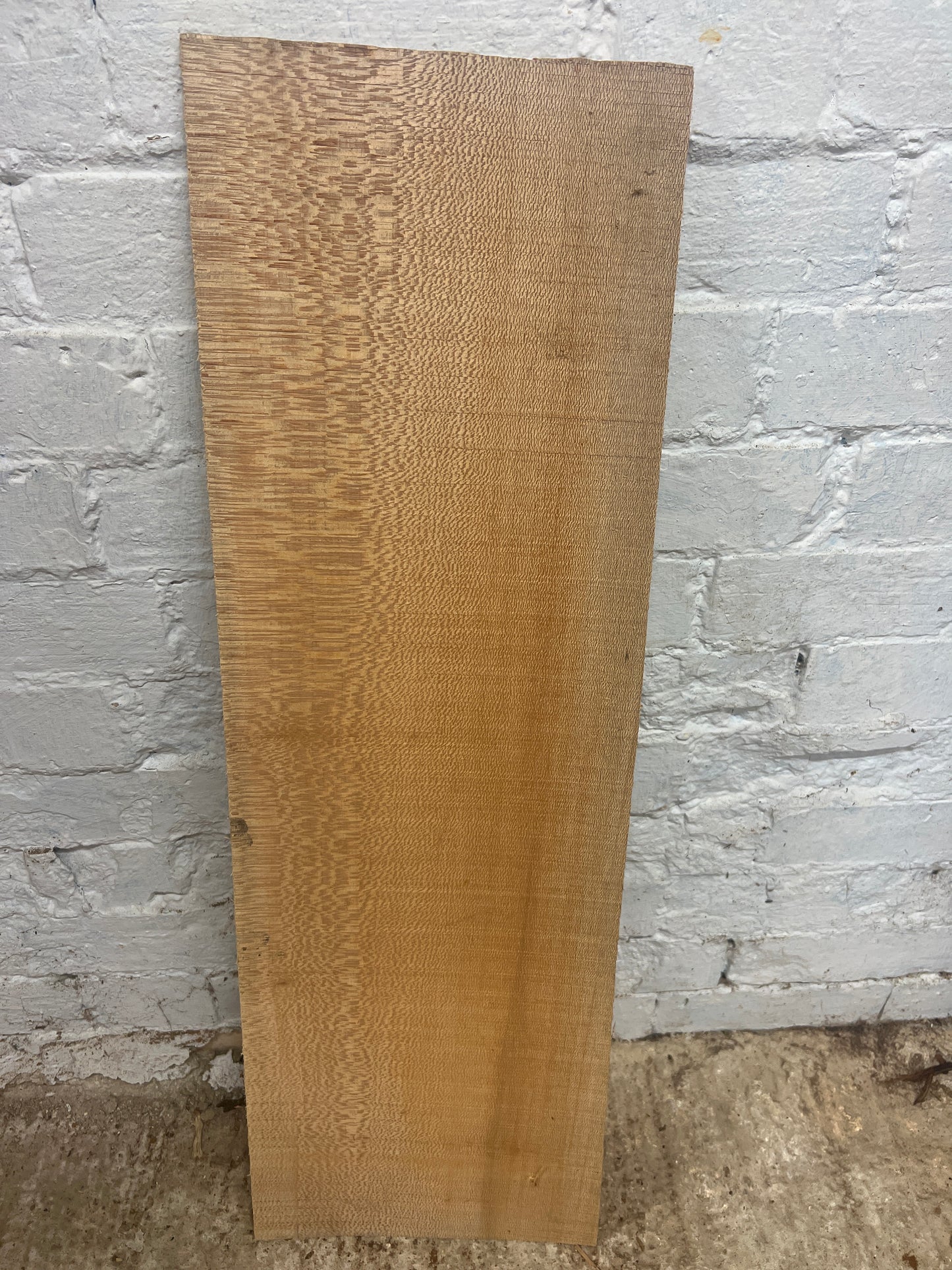Lacewood No 157 - 875x245-285x4mm Sawn