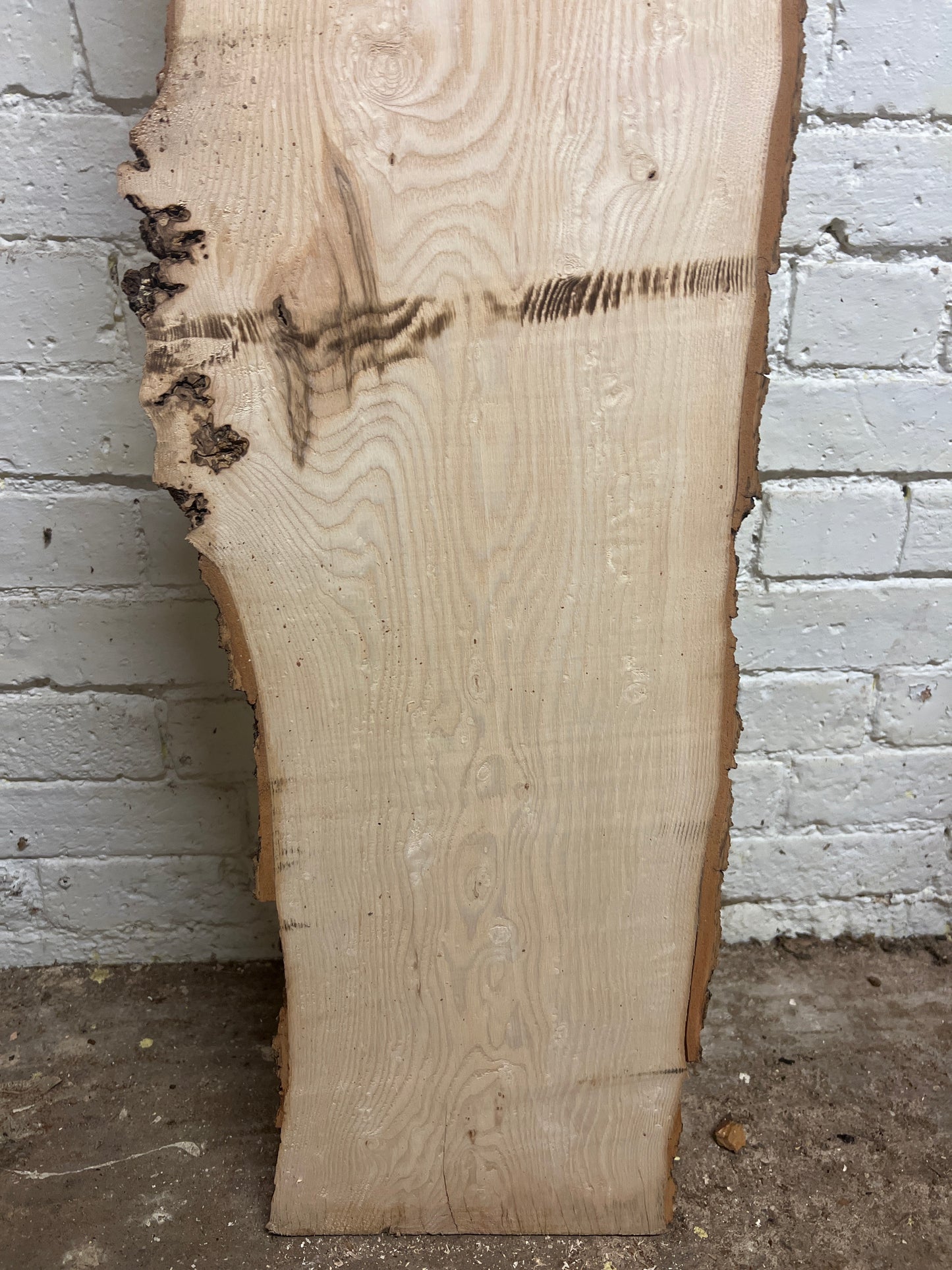 Ash No 90 - 1540x200-330x32mm Planed