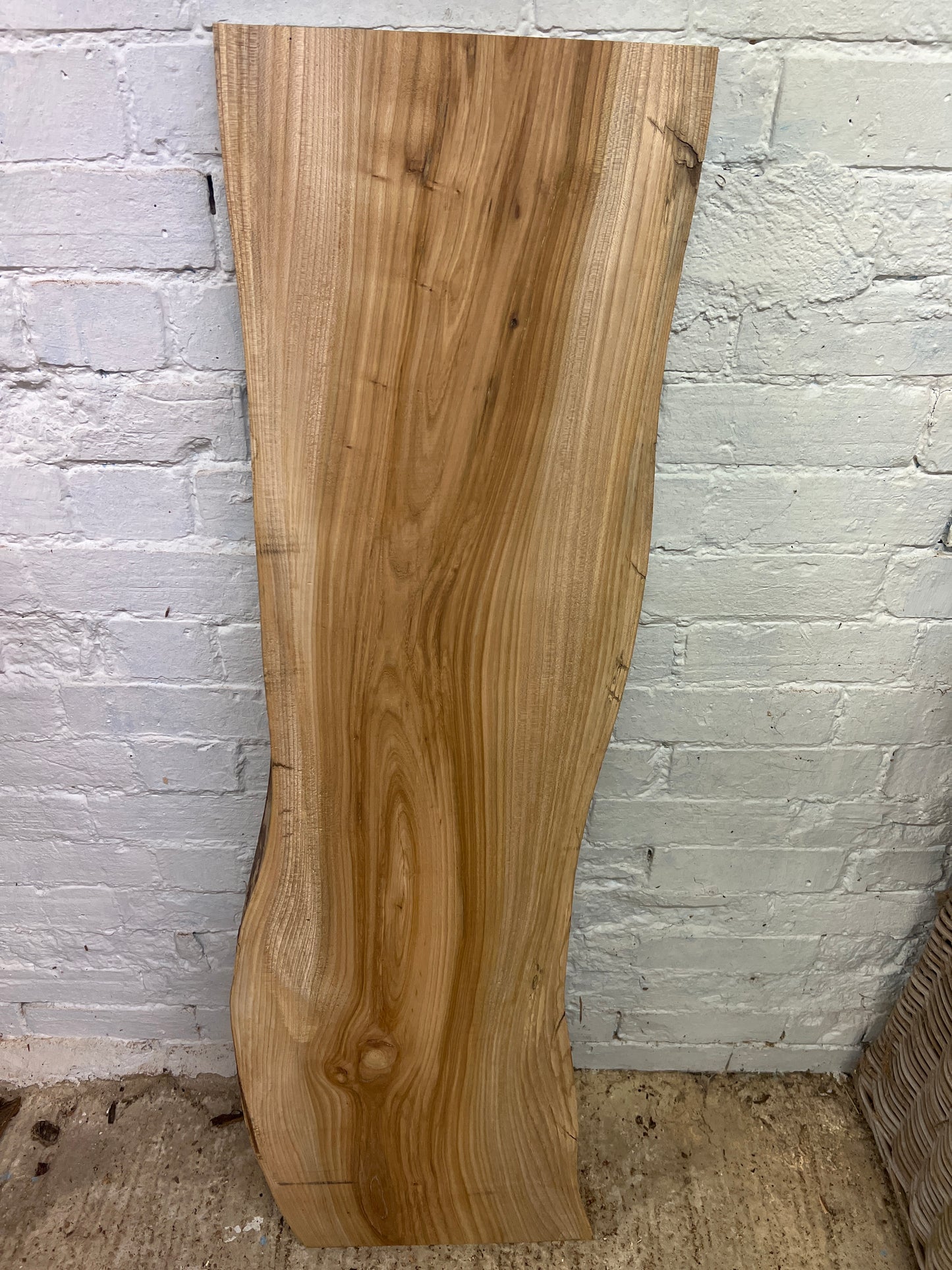 Elm No 88 - 1316x320-380x32mm Planed