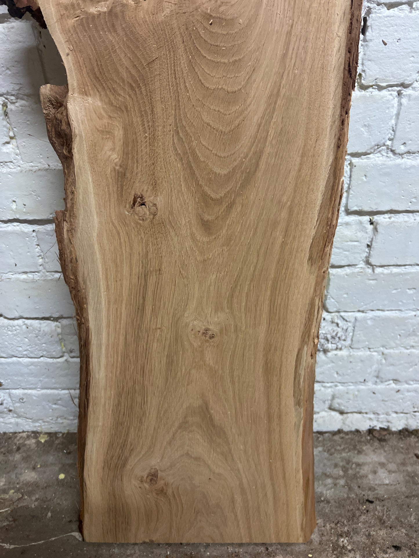 Oak No 108 - 1120x250-370x30mm Planed