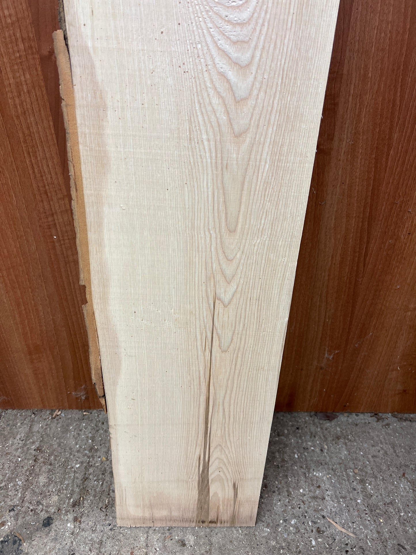 Ash No 97 - 2115x225-240x28mm Planed