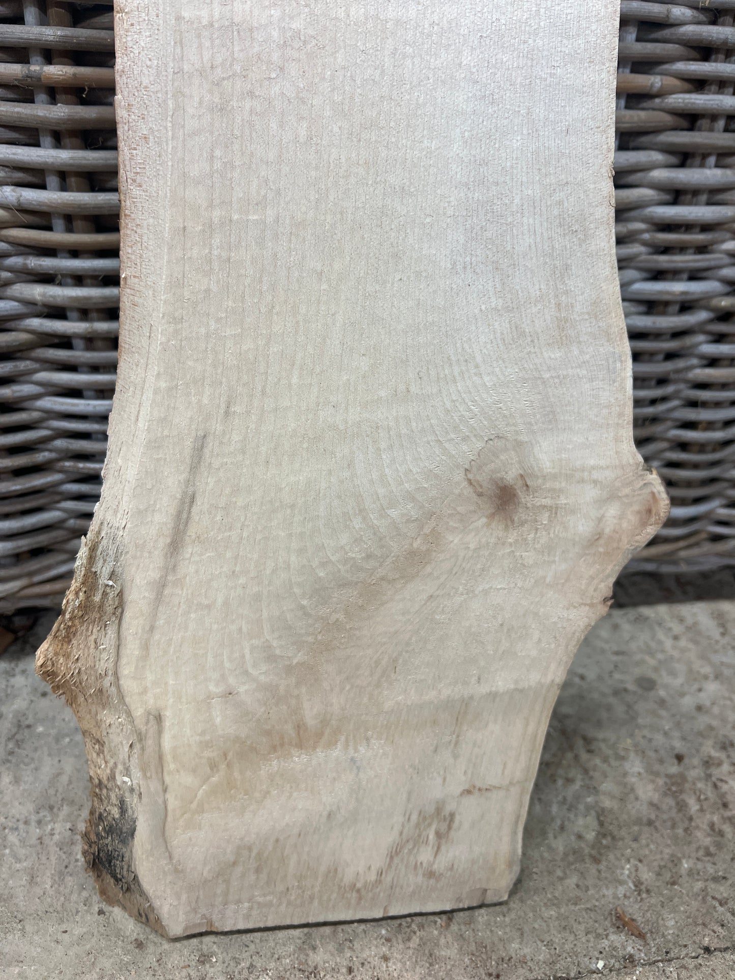 Beech No 96 - 653x160-230x25mm Planed