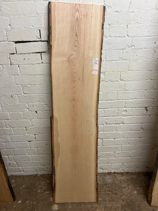 Ash No 114 - 1550x330-390x40mm Planed