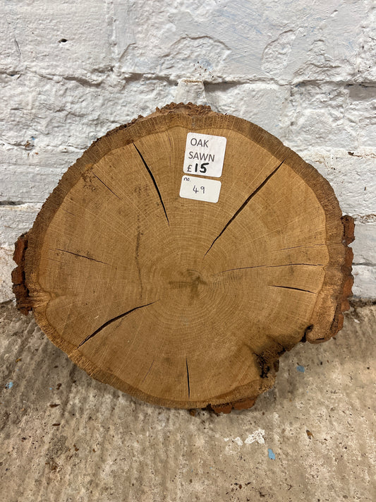Oak Round No 49 - 350x320x50mm Sawn