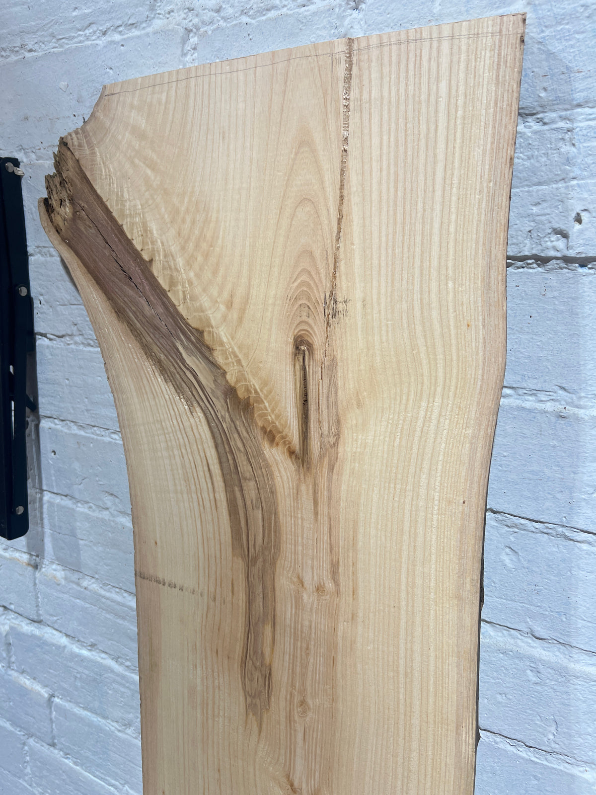 Ash No 50 - 1590x270-370x23mm Planed