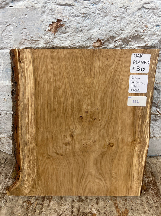 Oak No 212 - 340x300-330x30mm Planed