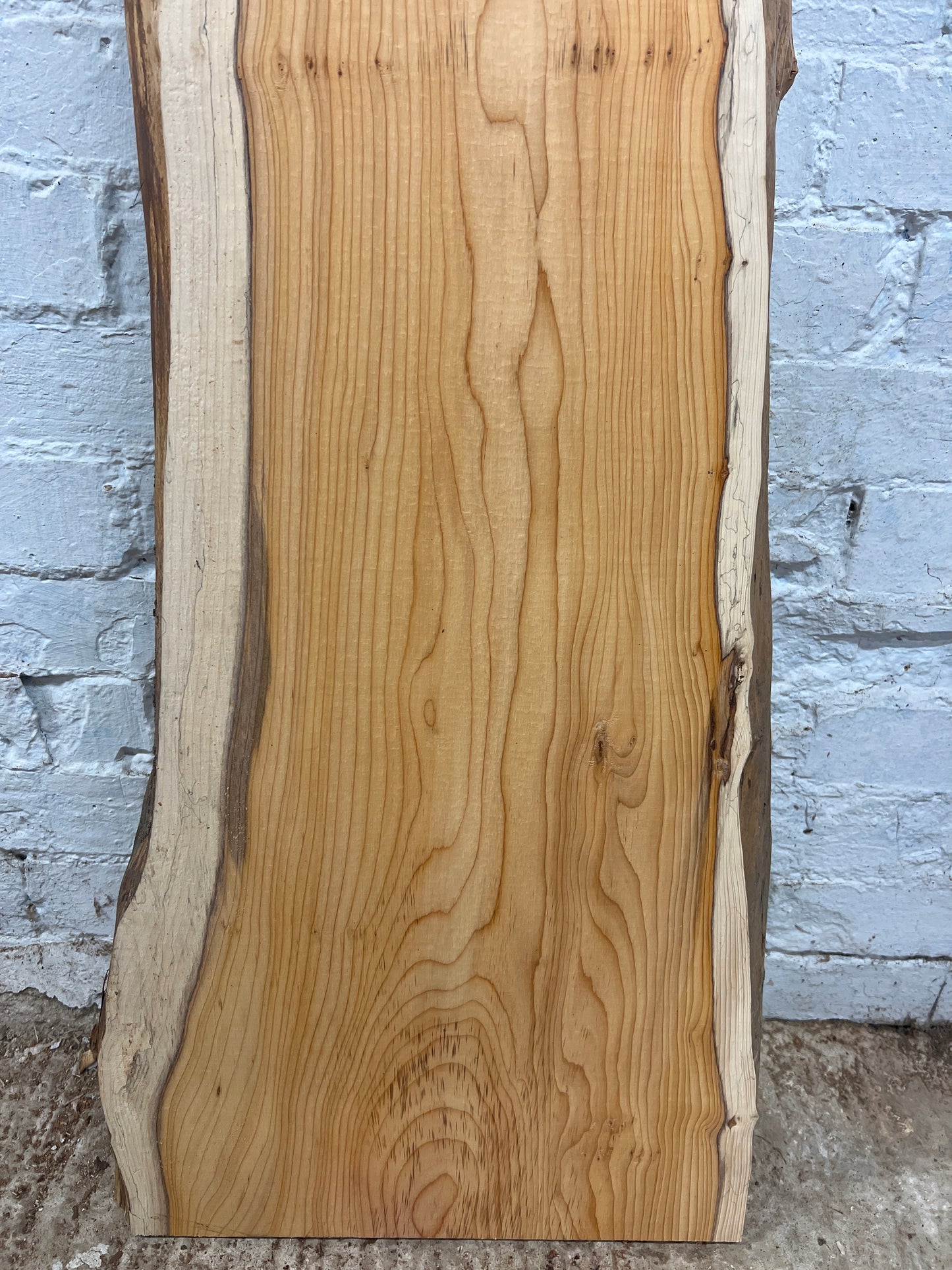 Yew No 193 - 1270x280-440x36mm Planed