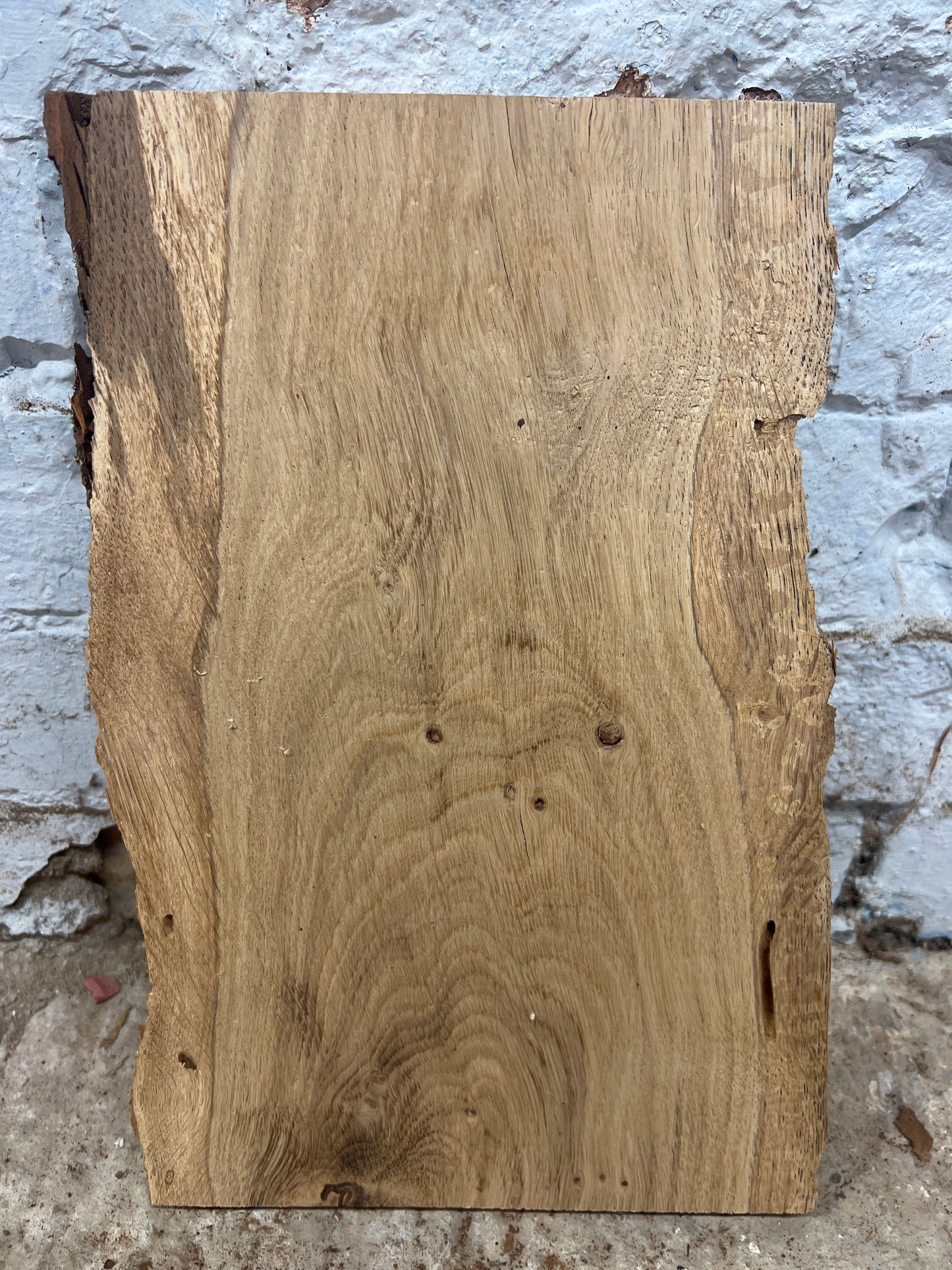 Oak No 42 - 340x190-220x35mm Planed